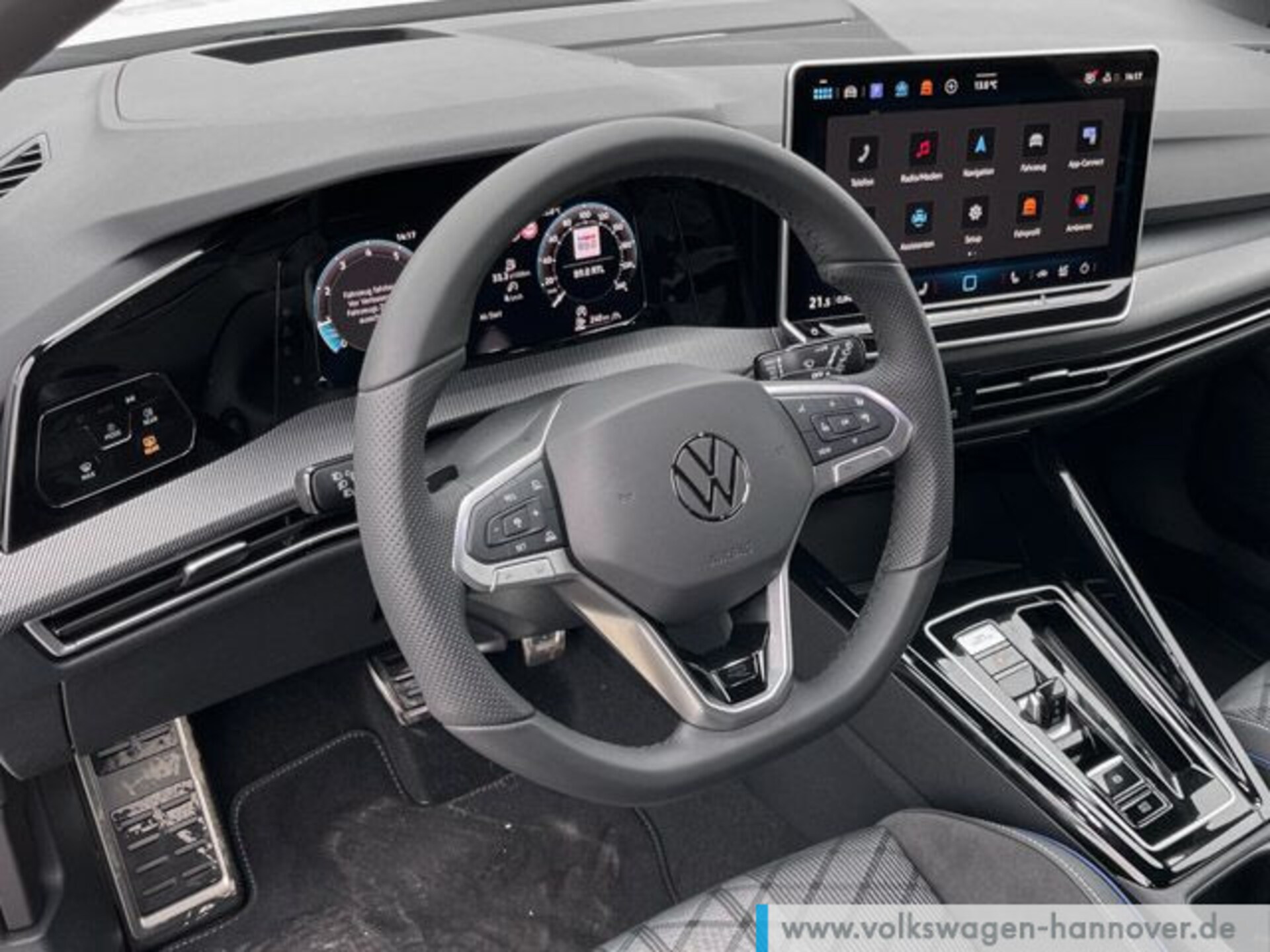 Volkswagen Golf R-Line