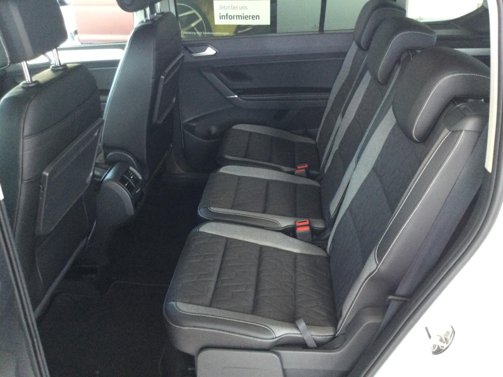 Volkswagen Touran – Bild 9