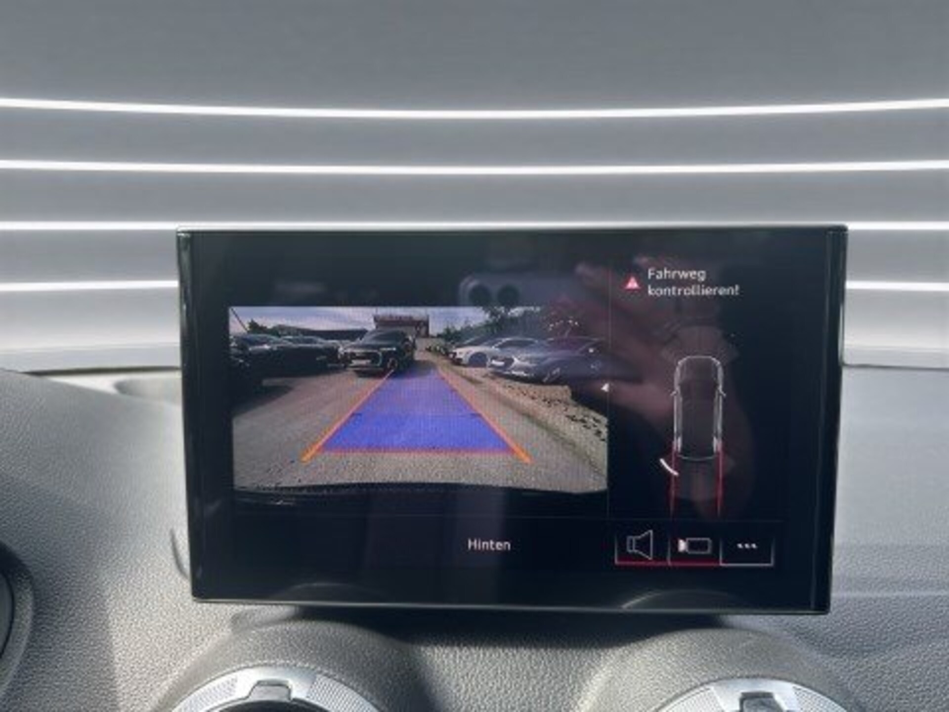 Audi Q2 S line