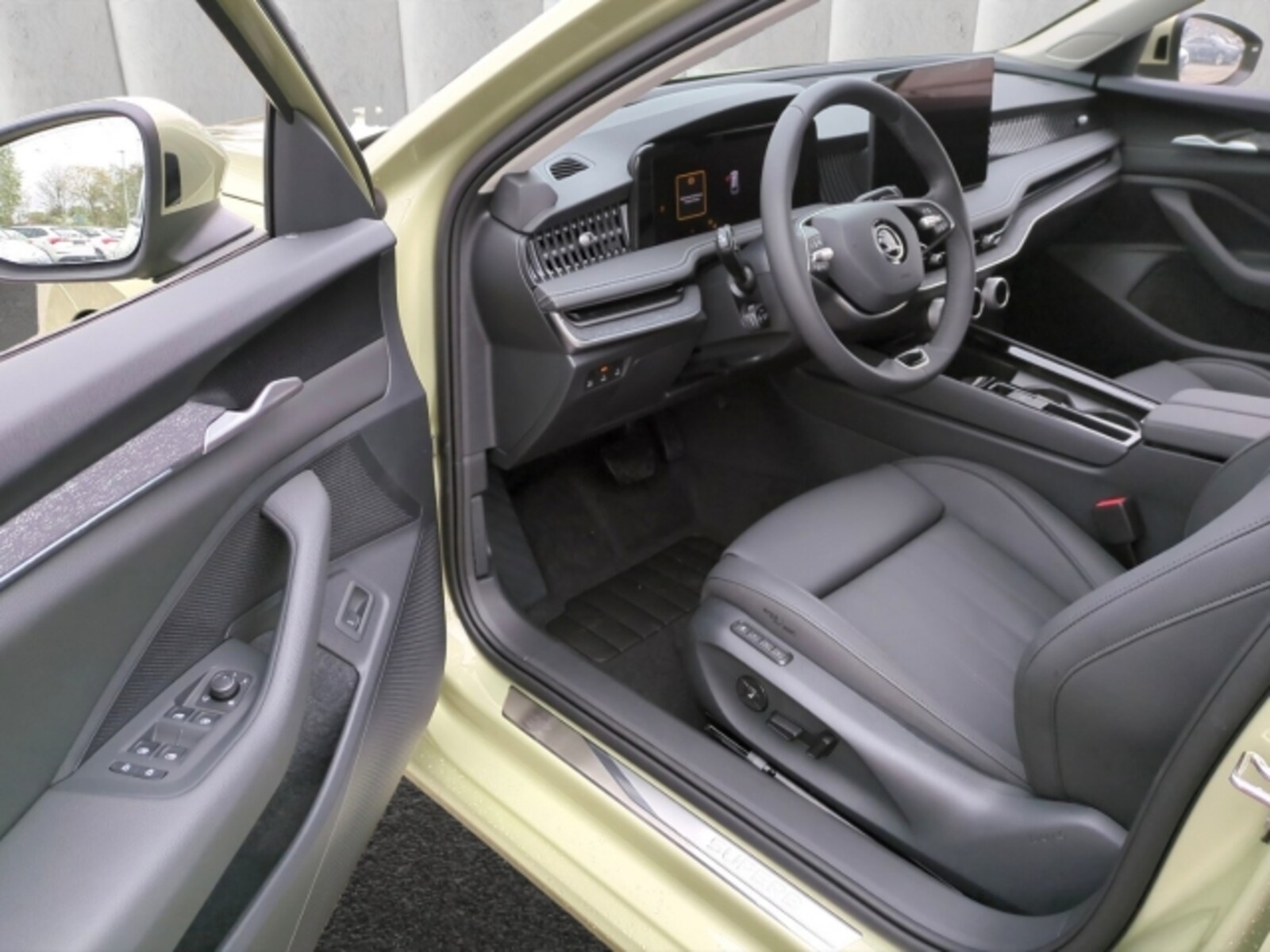 Škoda Superb Combi – Bild 4