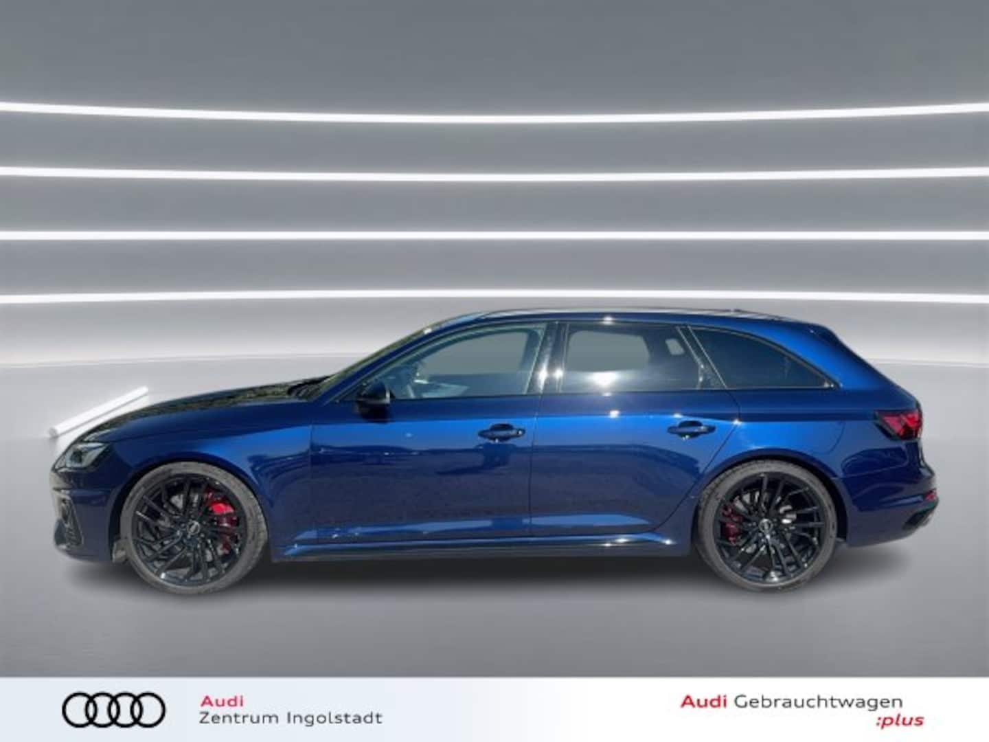 Bild über Audi RS 4 Avant TFSI quattro tiptronic - für weitere Informationen kontaktieren Sie den Audi Partner