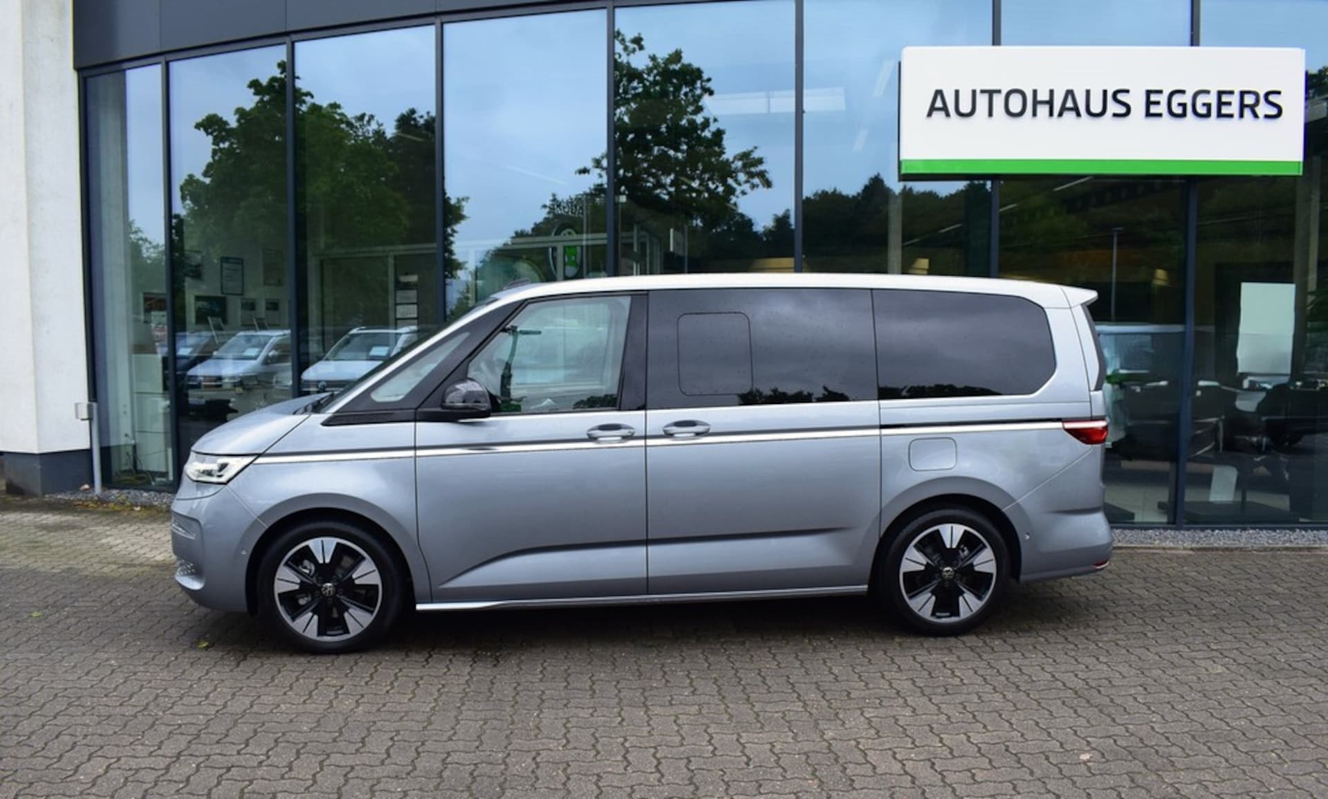 Volkswagen Multivan Langversion Style