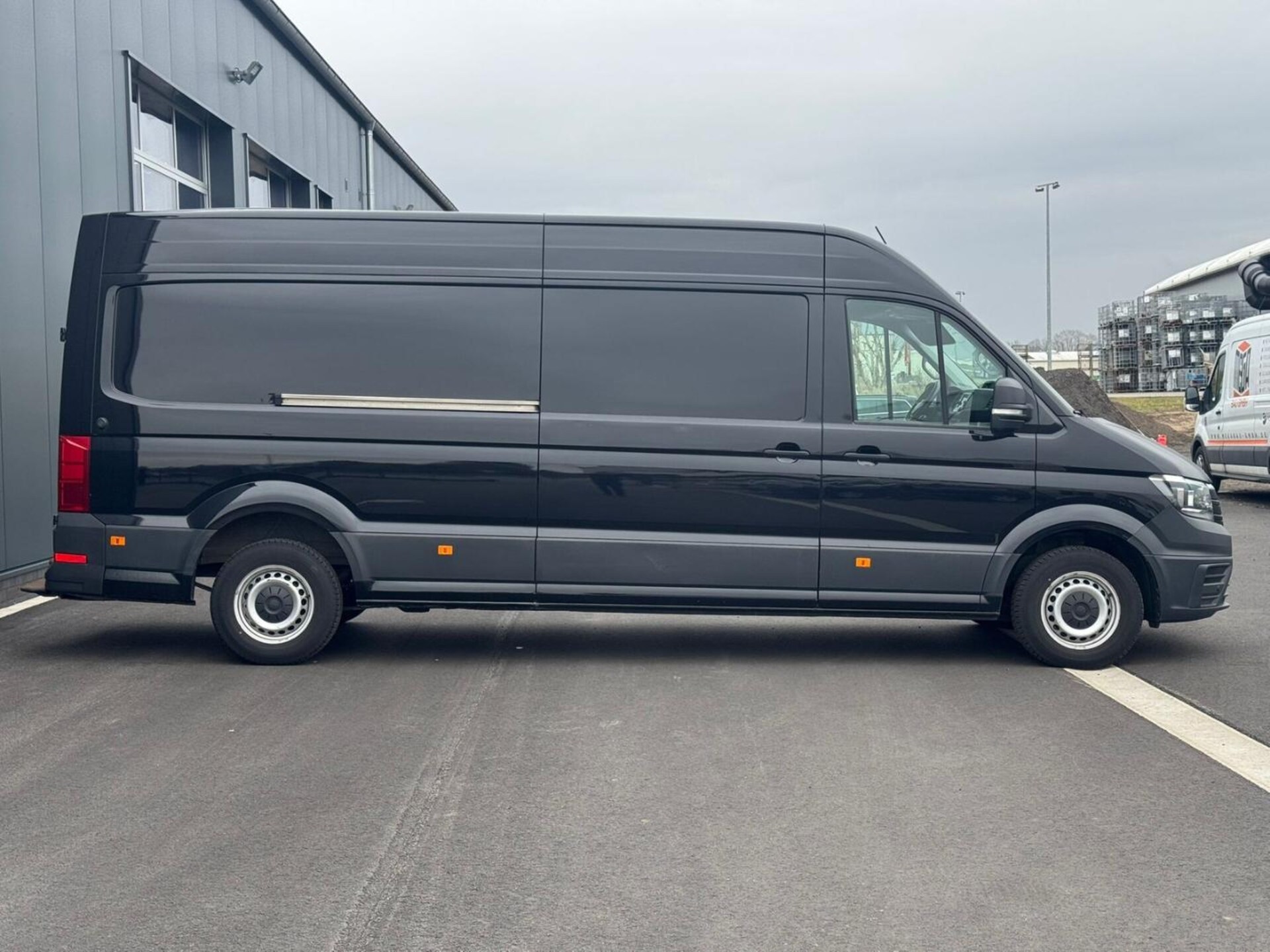Volkswagen Crafter Kasten langer Radstand