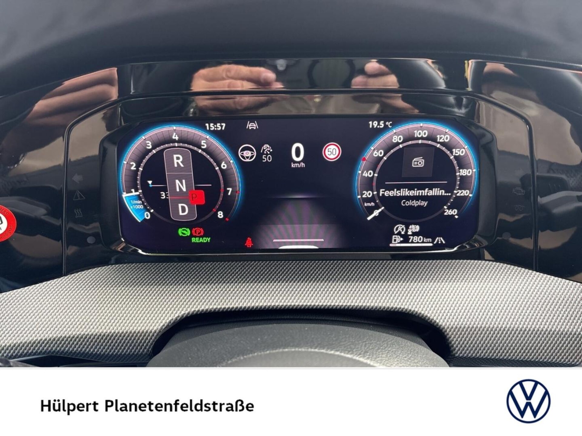 Volkswagen Golf R-Line
