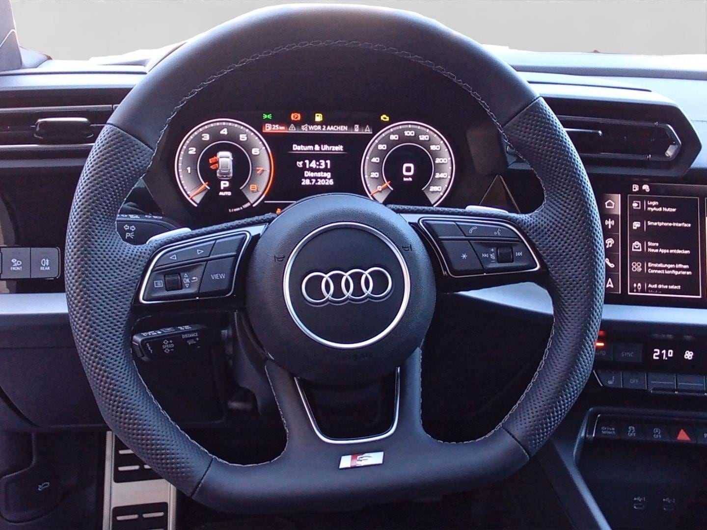Bild über Audi A3 Sportback TFSI quattro S tronic - für weitere Informationen kontaktieren Sie den Audi Partner