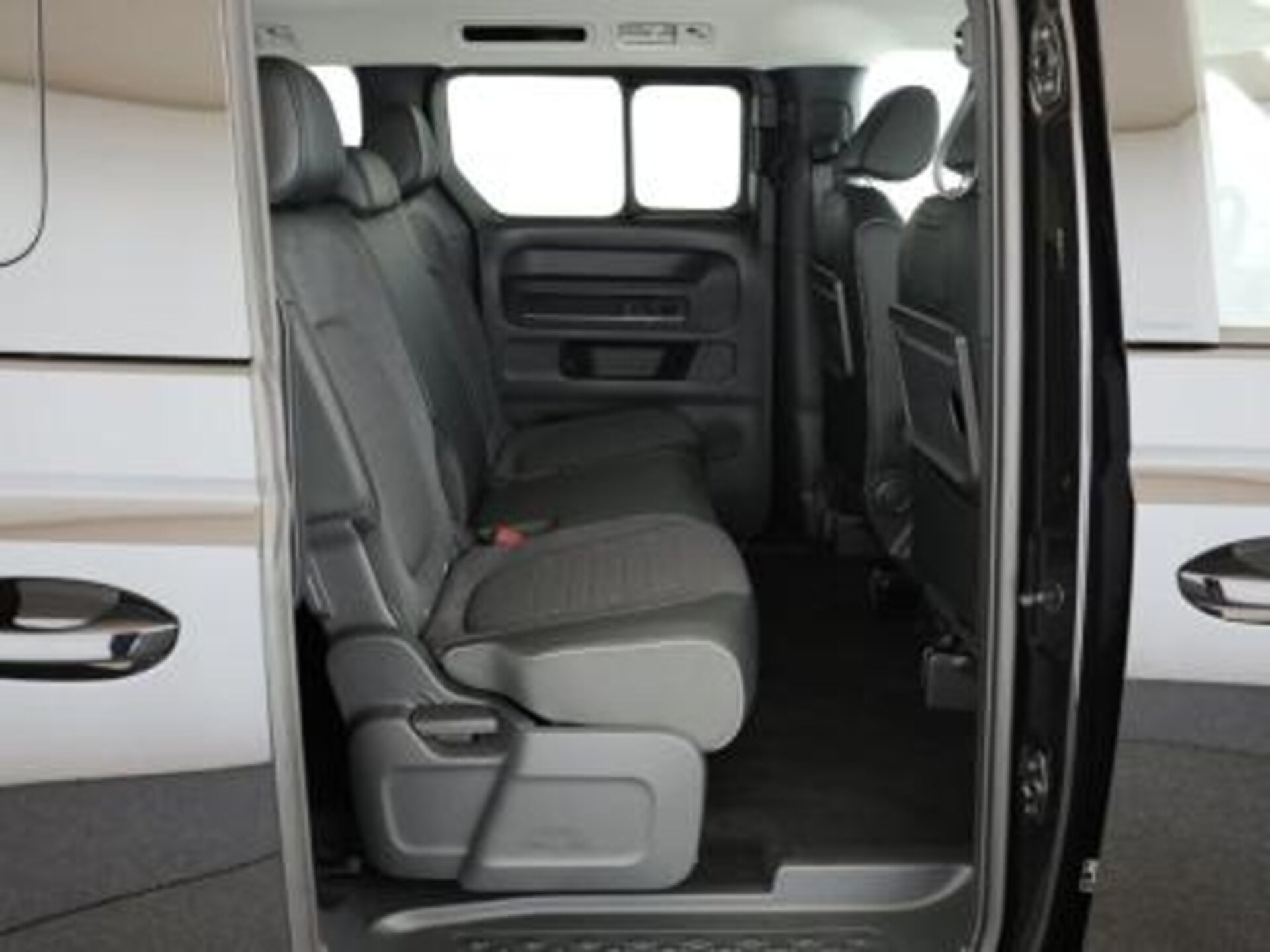 Volkswagen ID. Buzz Pure