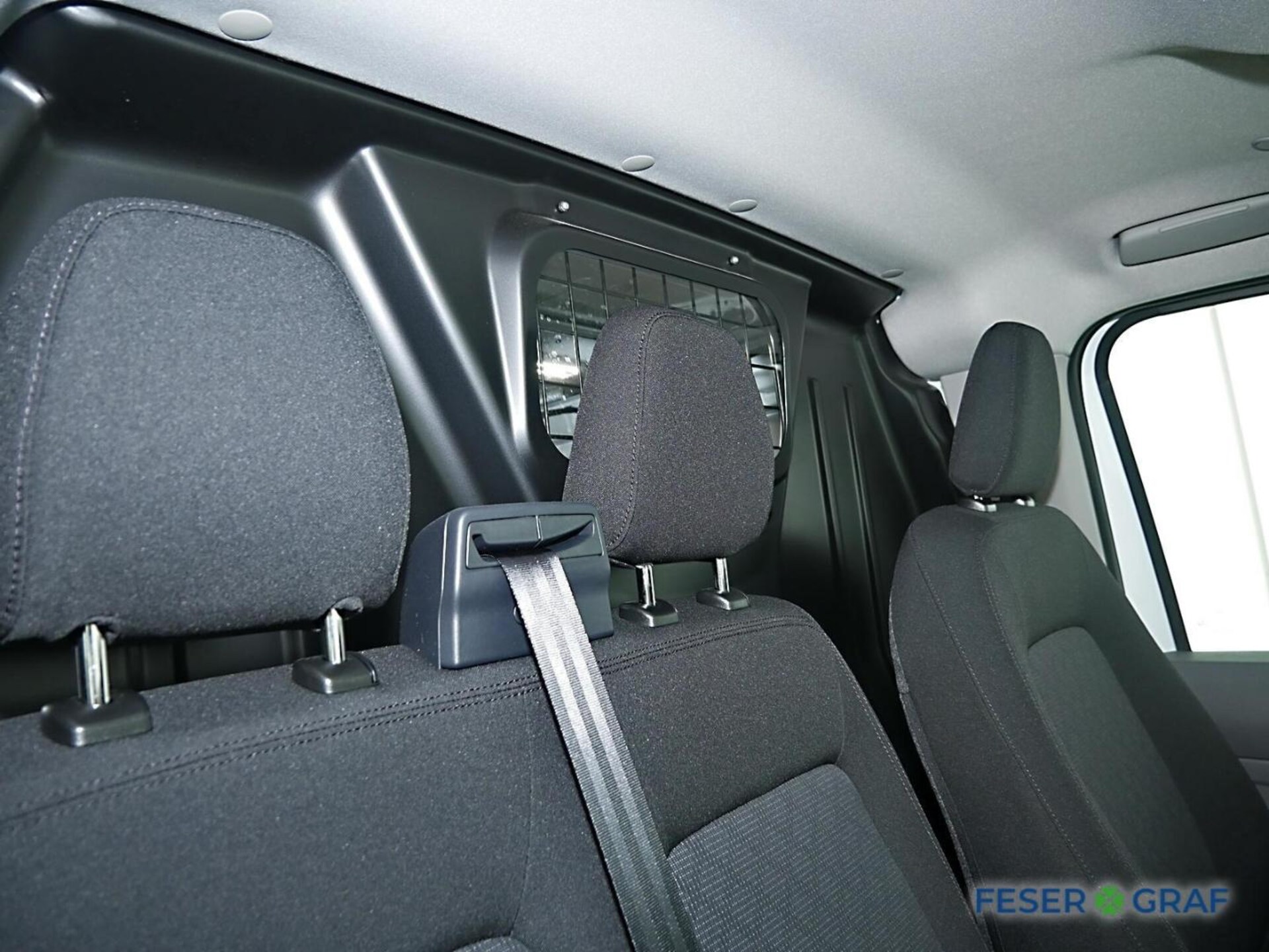 Volkswagen Transporter Kasten langer Radstand