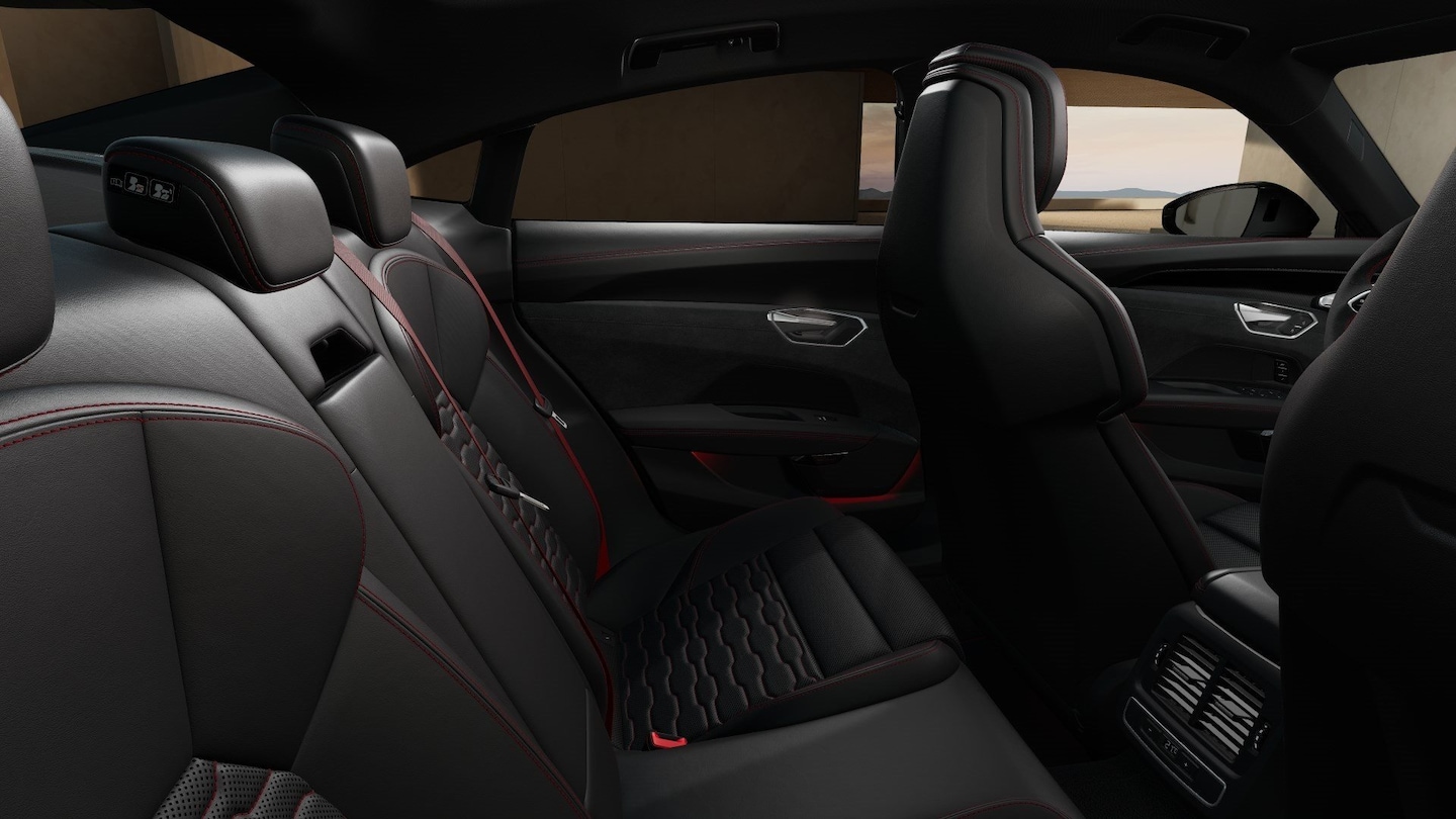 Bild über Audi RS e-tron GT e-tron quattro - für weitere Informationen kontaktieren Sie den Audi Partner