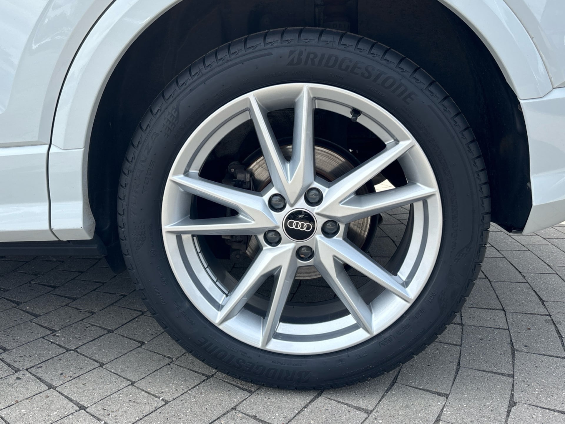 Audi Q2 S line