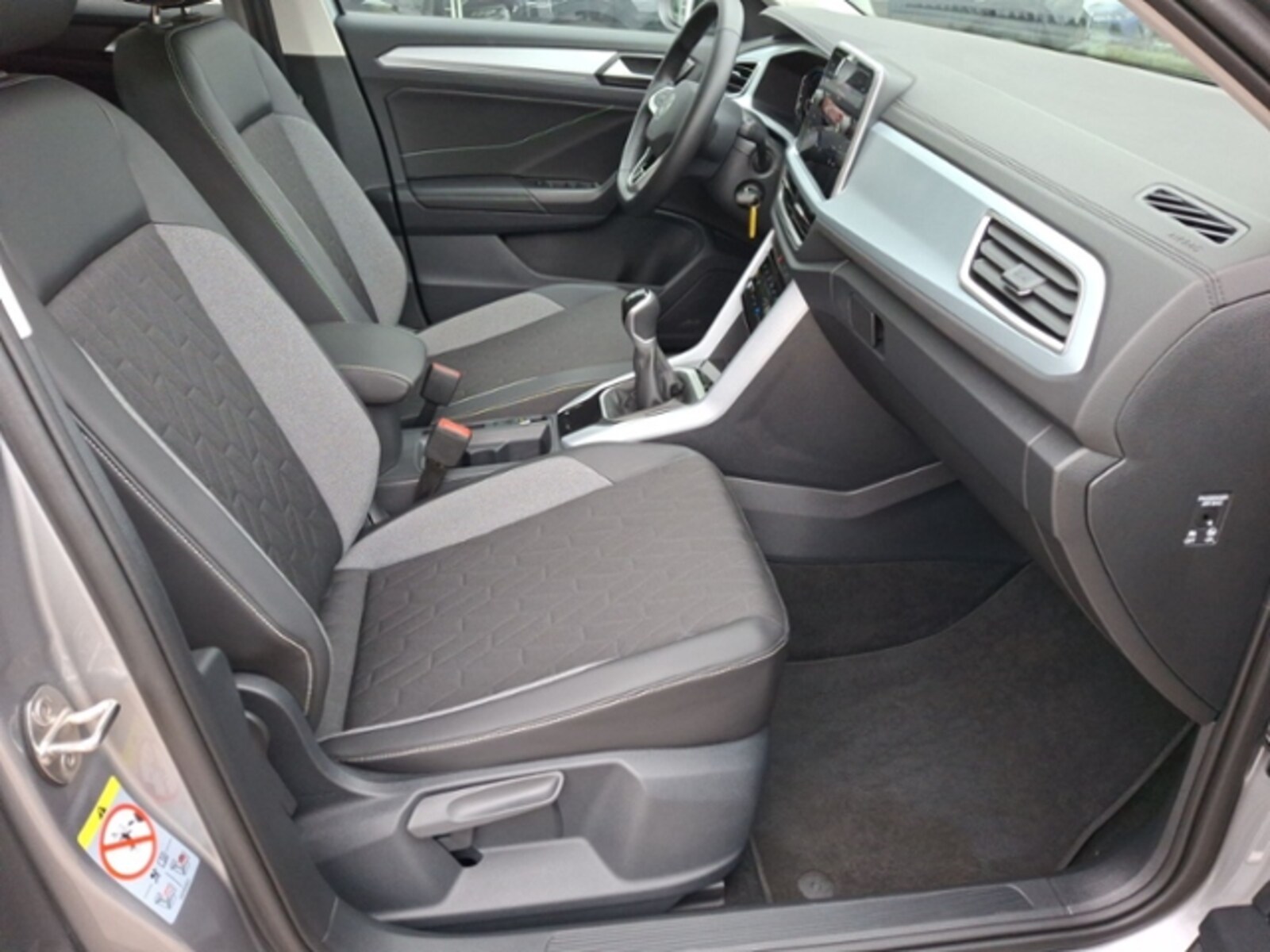 Volkswagen T-Roc – Bild 13