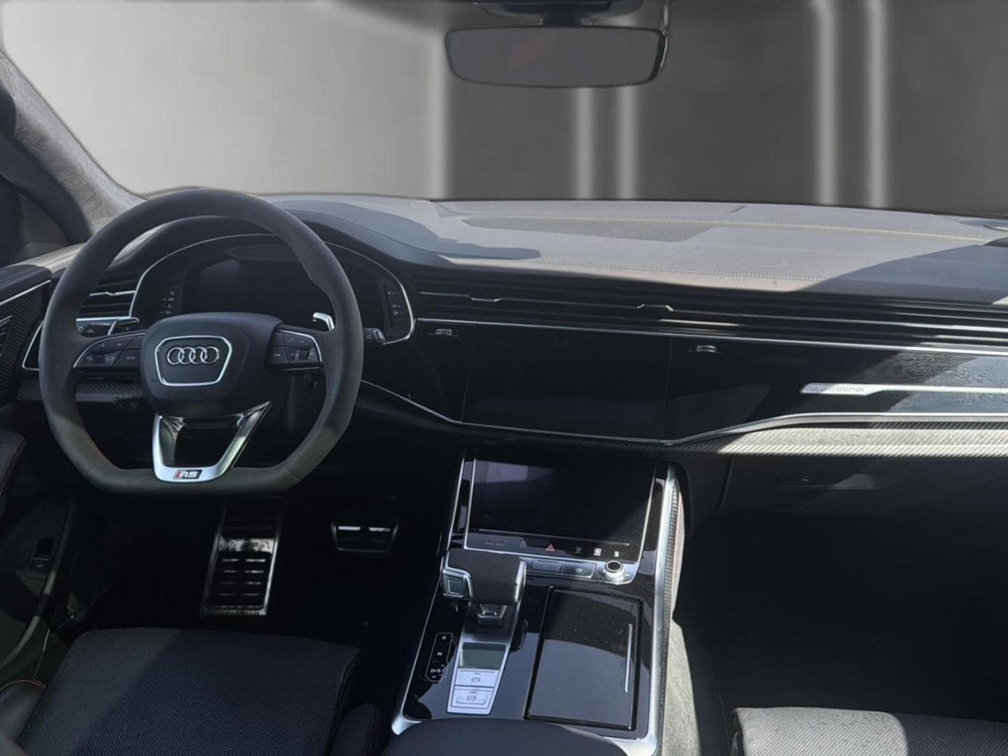 Bild über Audi RS Q8 TFSI quattro tiptronic - für weitere Informationen kontaktieren Sie den Audi Partner