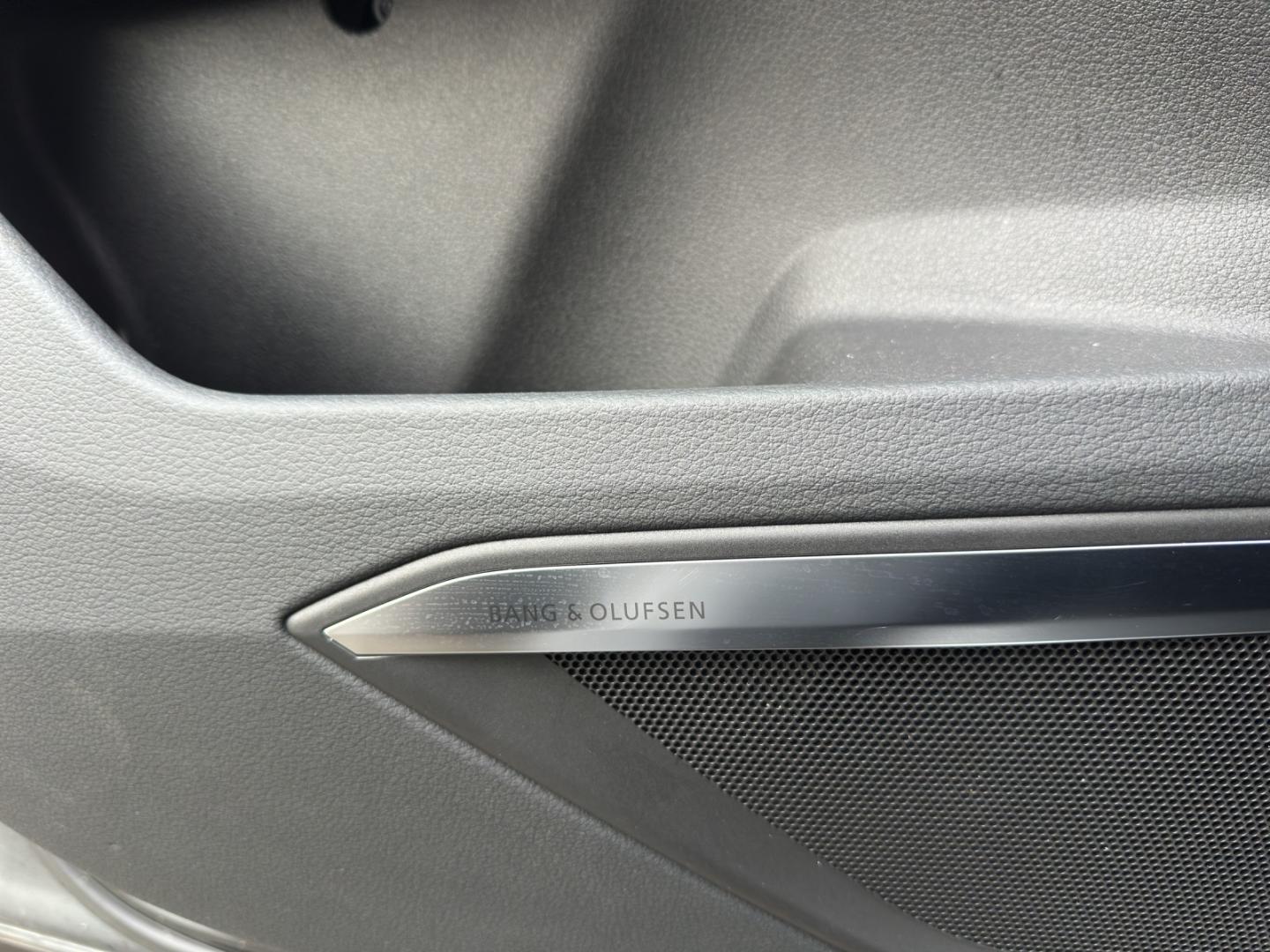 Image about Audi e-tron Sportback S line 55 quattro 300,00 kW