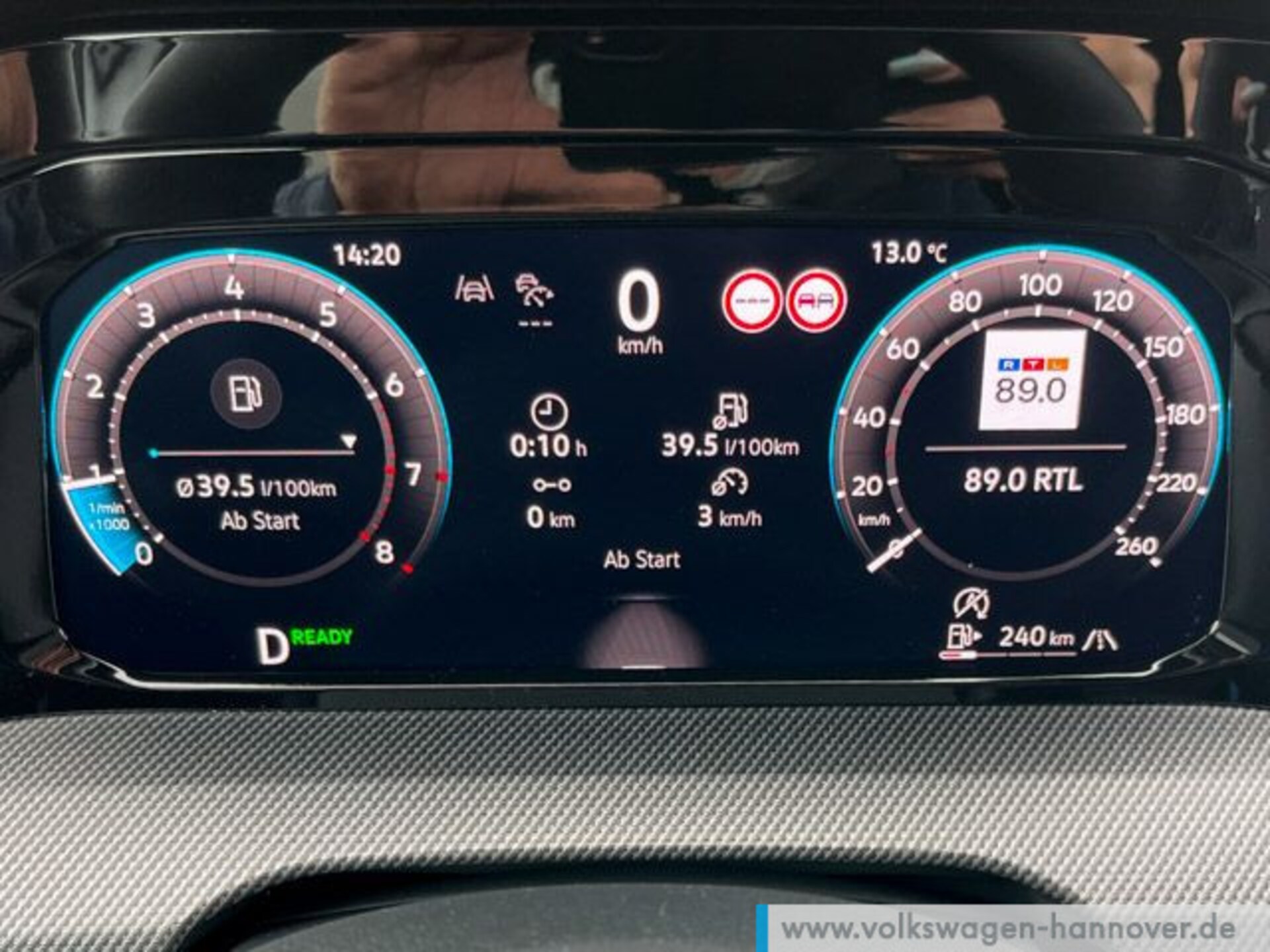 Volkswagen Golf R-Line