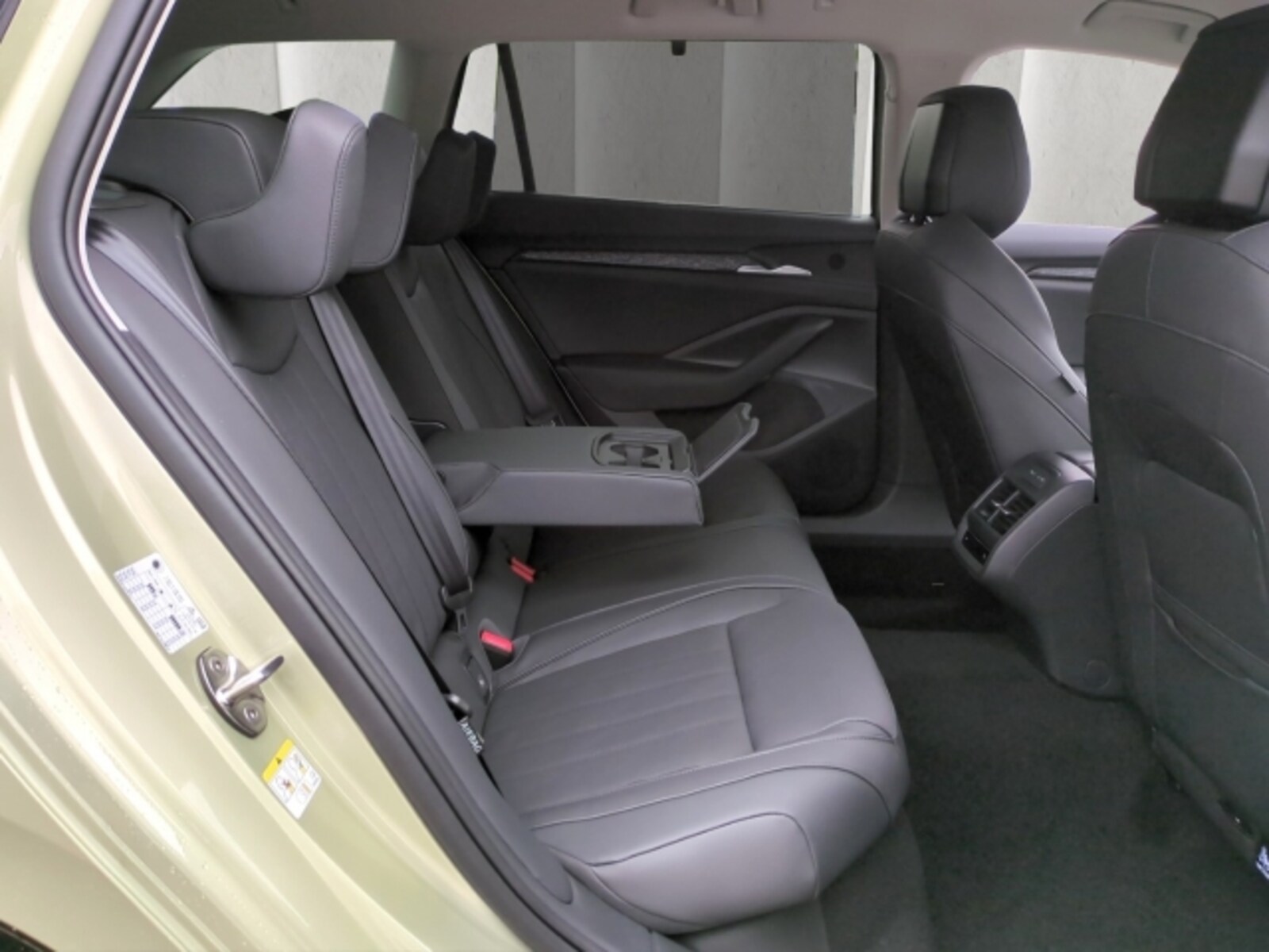 Škoda Superb Combi – Bild 8