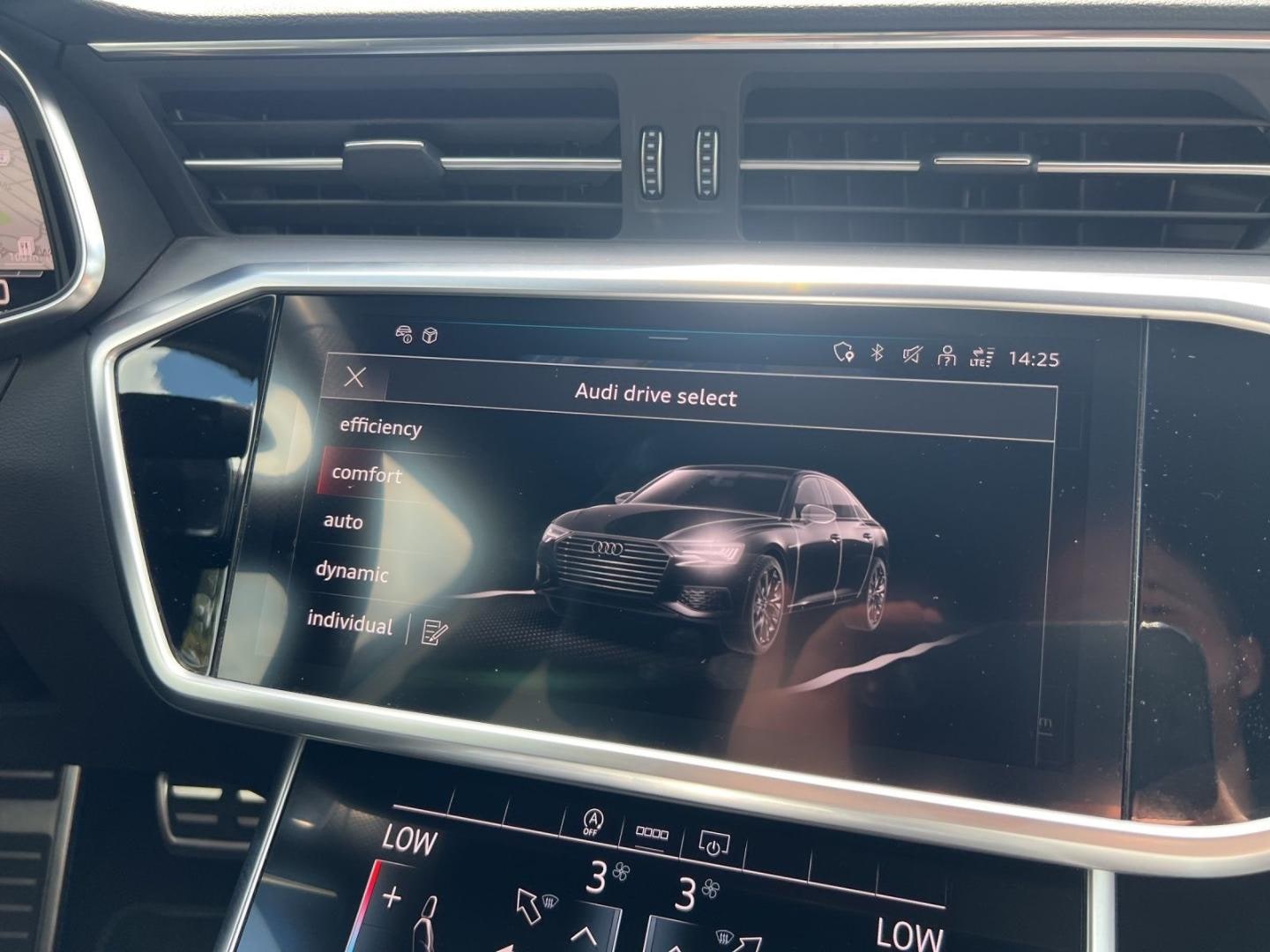 Bild über Audi S6 Limousine TDI quattro tiptronic - für weitere Informationen kontaktieren Sie den Audi Partner