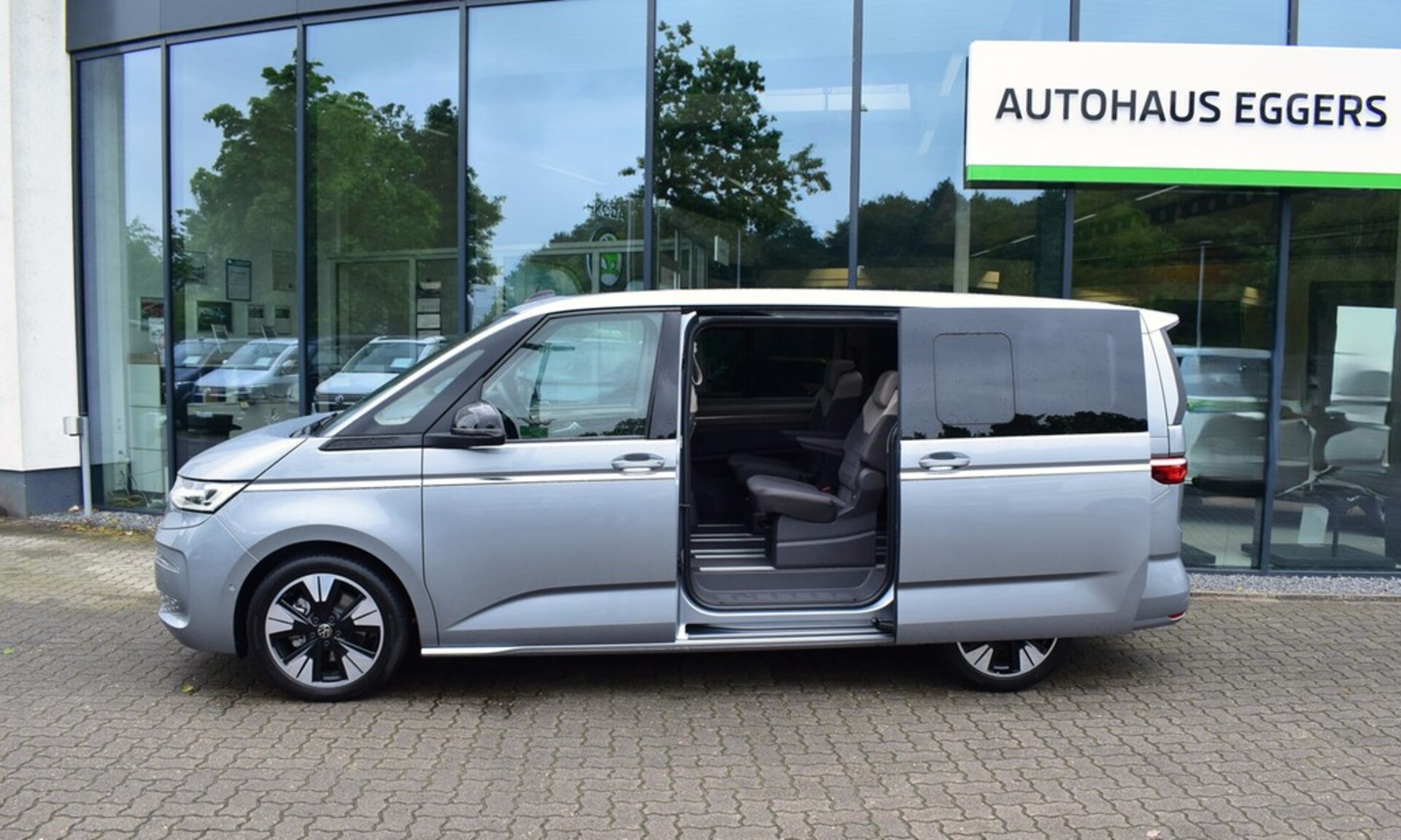 Volkswagen Multivan Langversion Style
