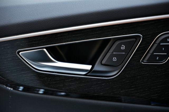 2026 Audi Q8 Premium Plus - Photo 13