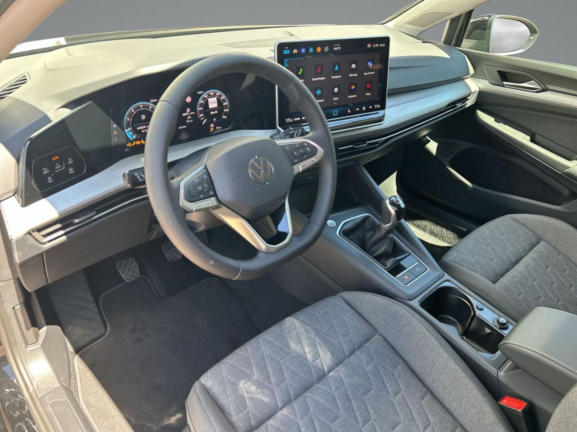 Volkswagen Golf Life