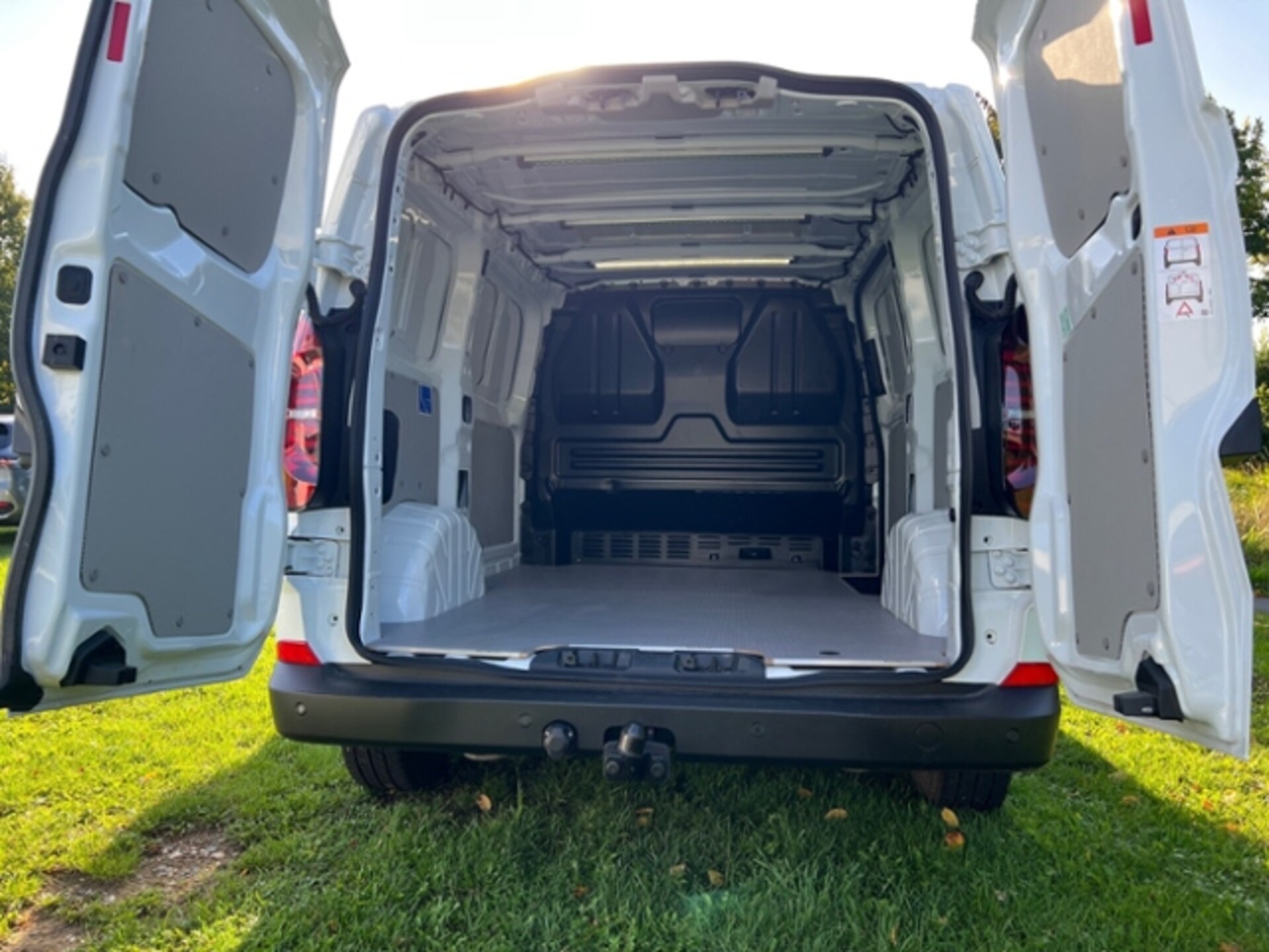 Volkswagen Transporter Kasten kurzer Radstand