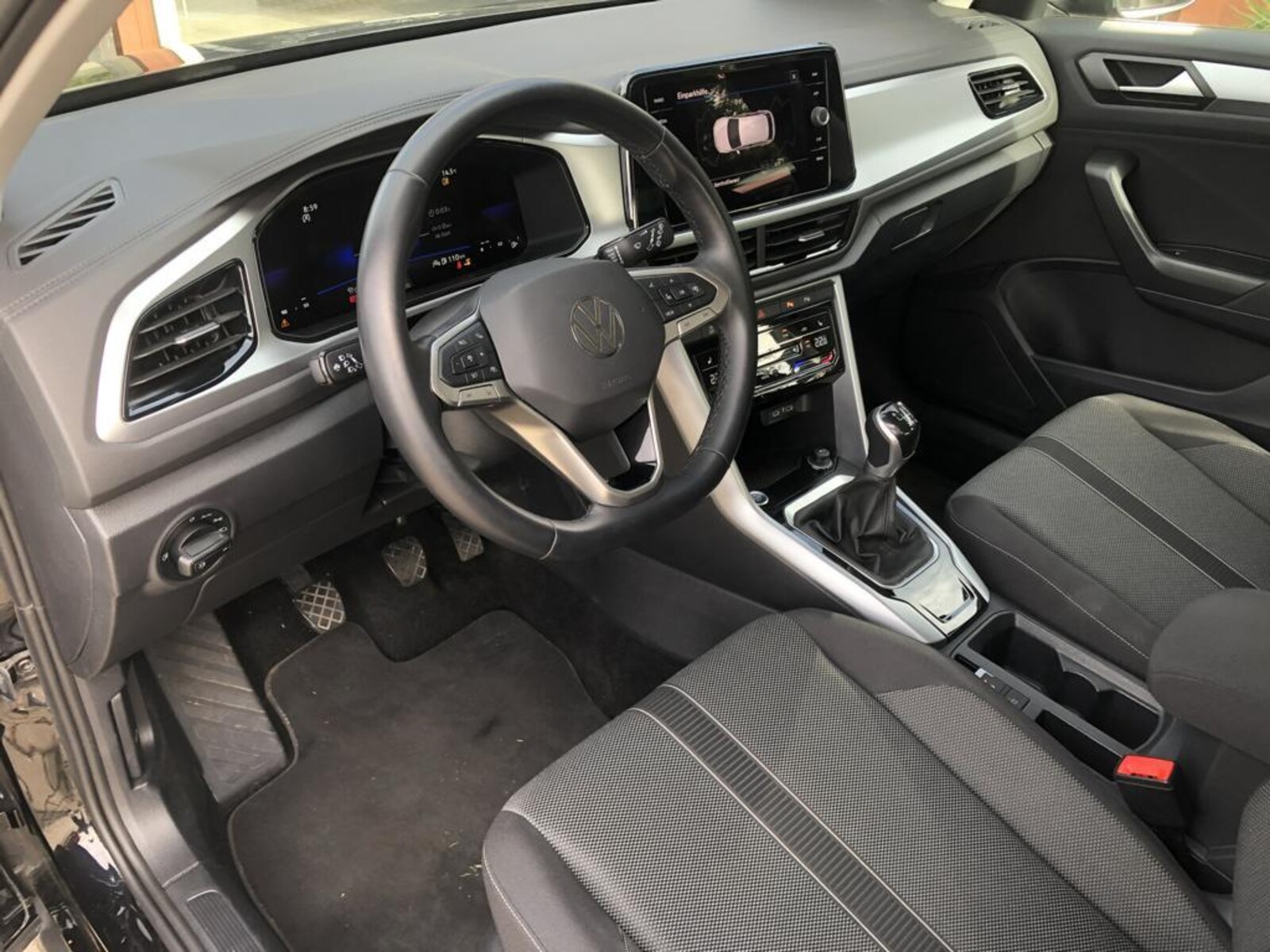 Volkswagen T-Roc – Bild 8