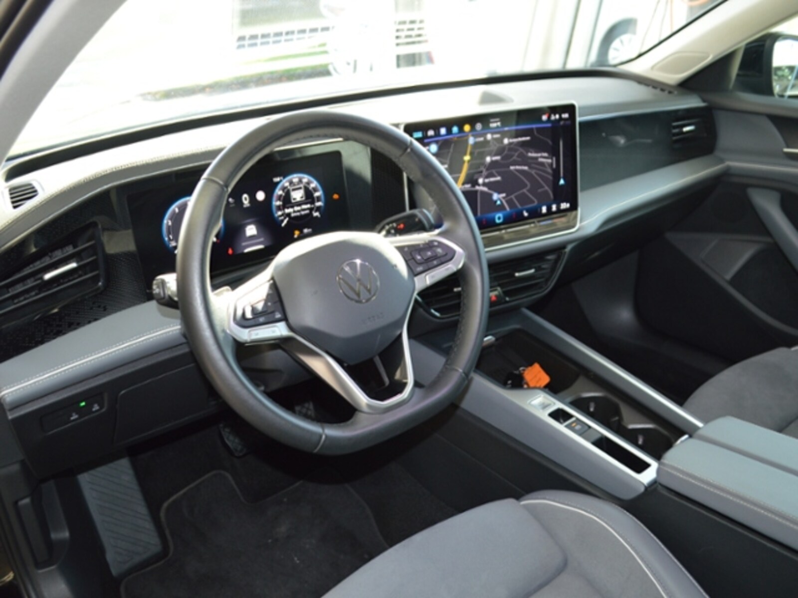 Volkswagen Passat – Bild 9