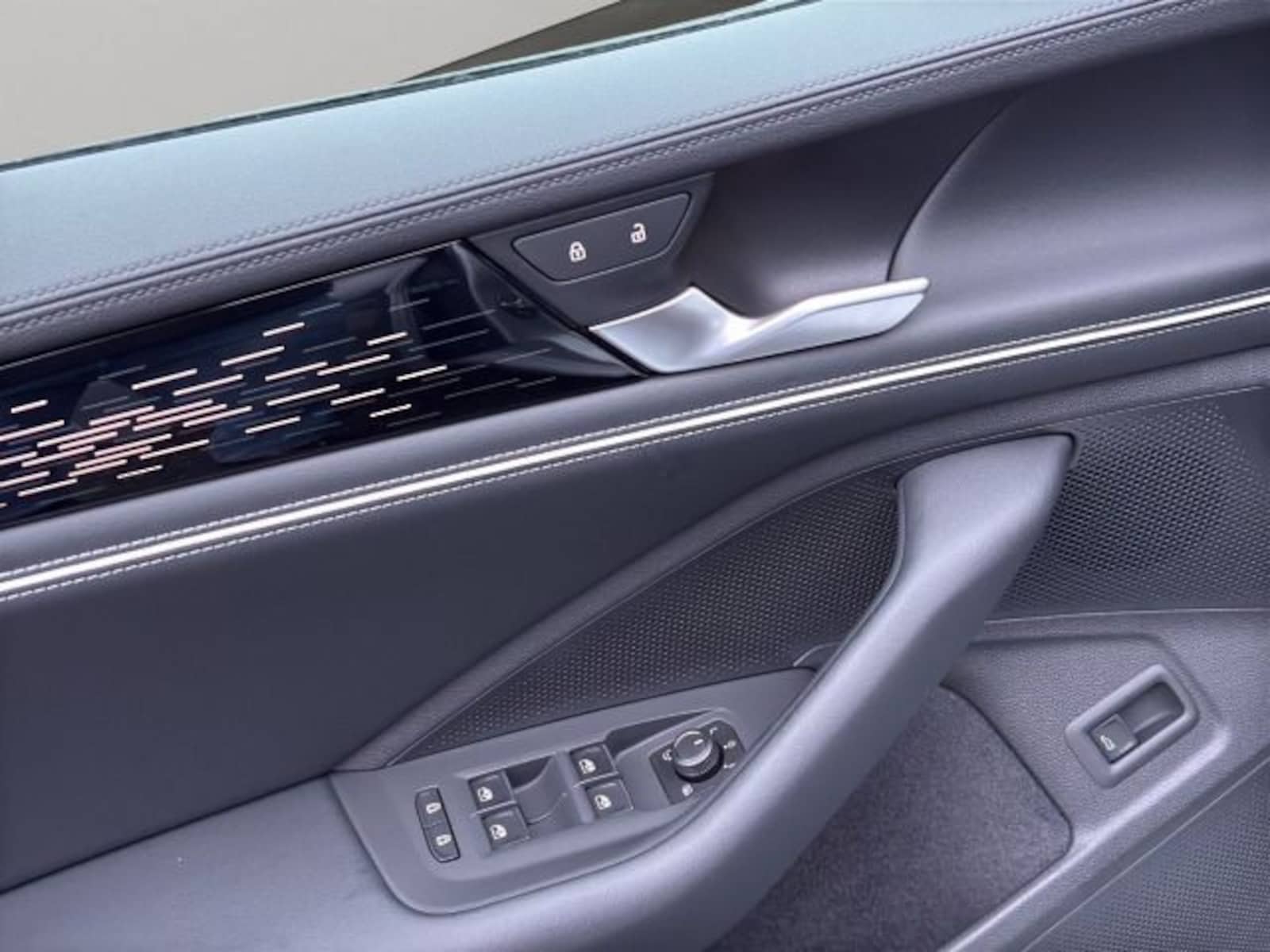 Volkswagen Passat – Bild 13