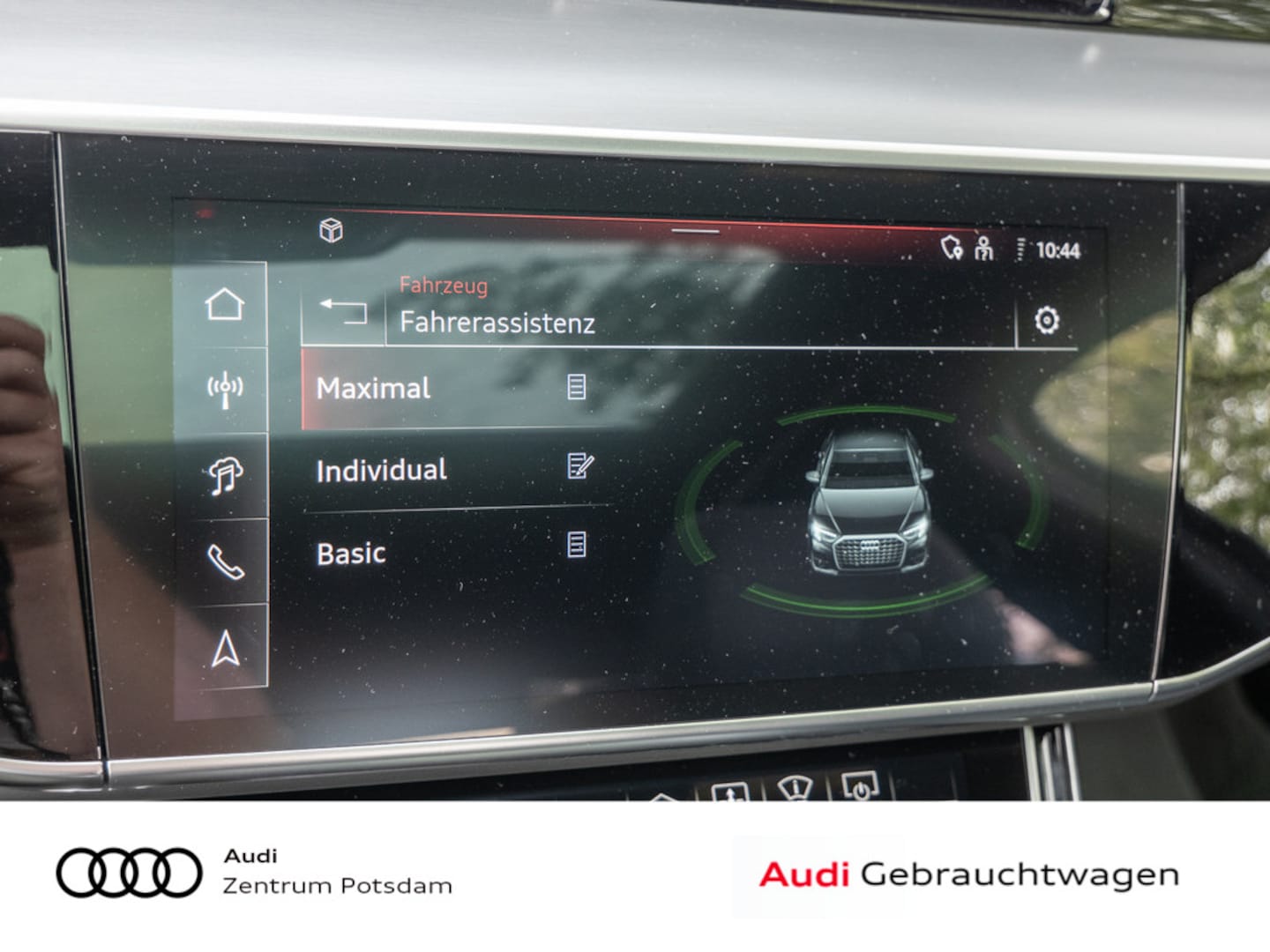 Bild über Audi S8 TFSI quattro tiptronic - für weitere Informationen kontaktieren Sie den Audi Partner