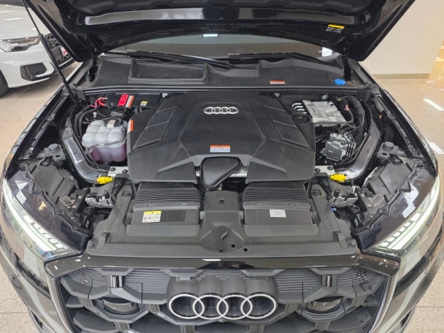 Audi Q7 55 TFSI quattro Premium 250 340 kW hp tiptronic 7