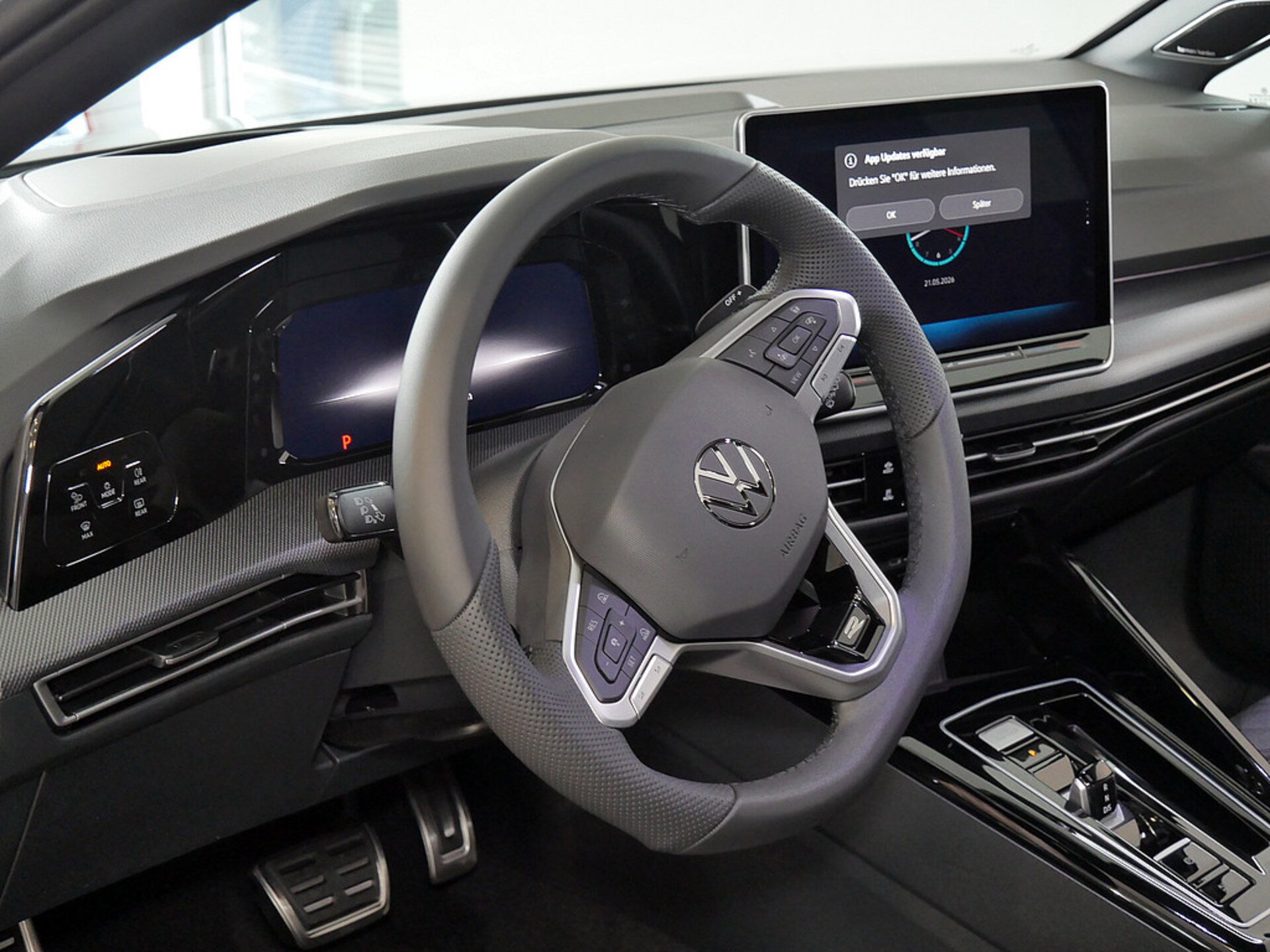 Volkswagen Golf R-Line