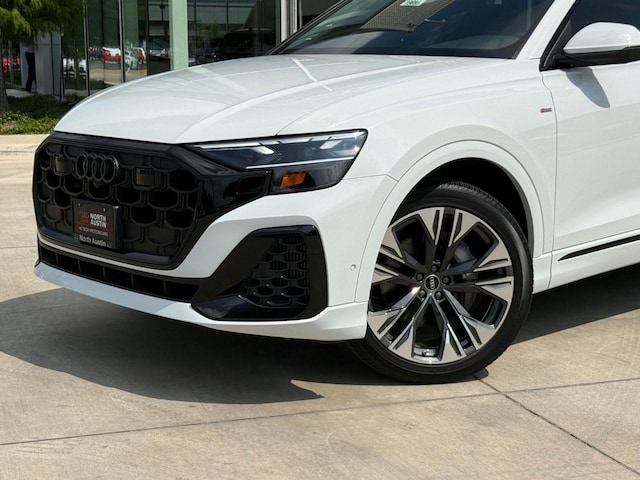 2026 Audi Q8