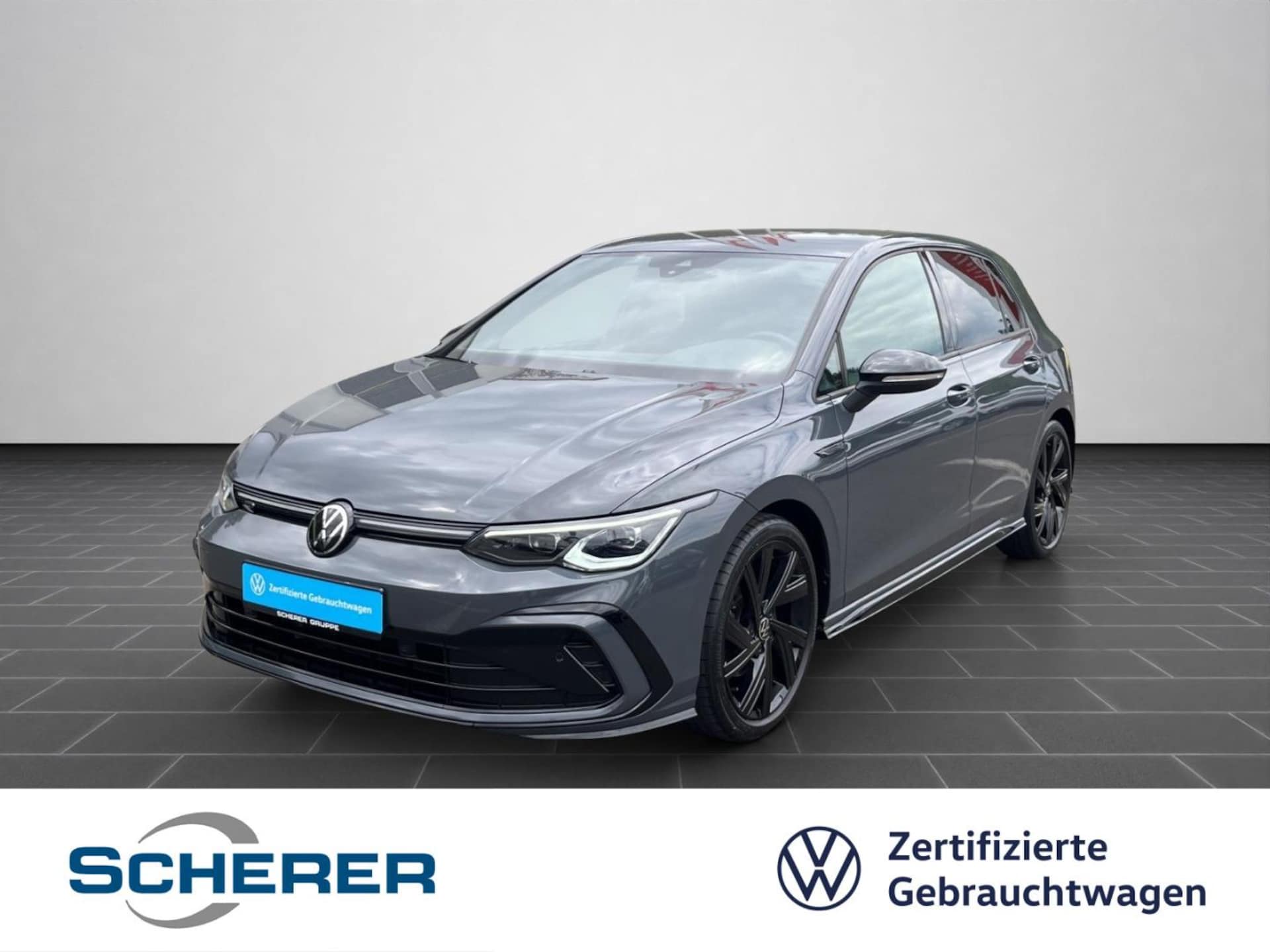 Volkswagen Golf 2022 — Golf VIII R-Line 1.5 TSI LED+ BLACK SYLE 18"