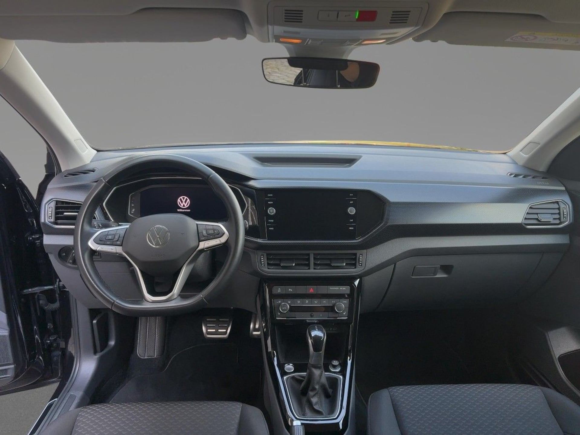 Volkswagen T-Cross United