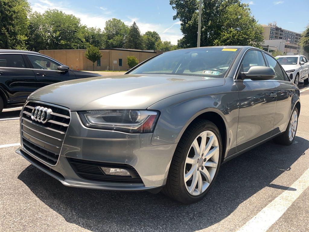 2013 Audi A4 2.0T quattro tiptronic Premium's photo