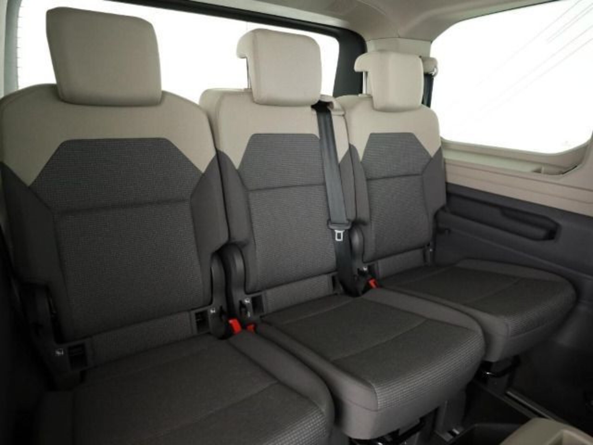 Volkswagen Multivan Basis-Modell