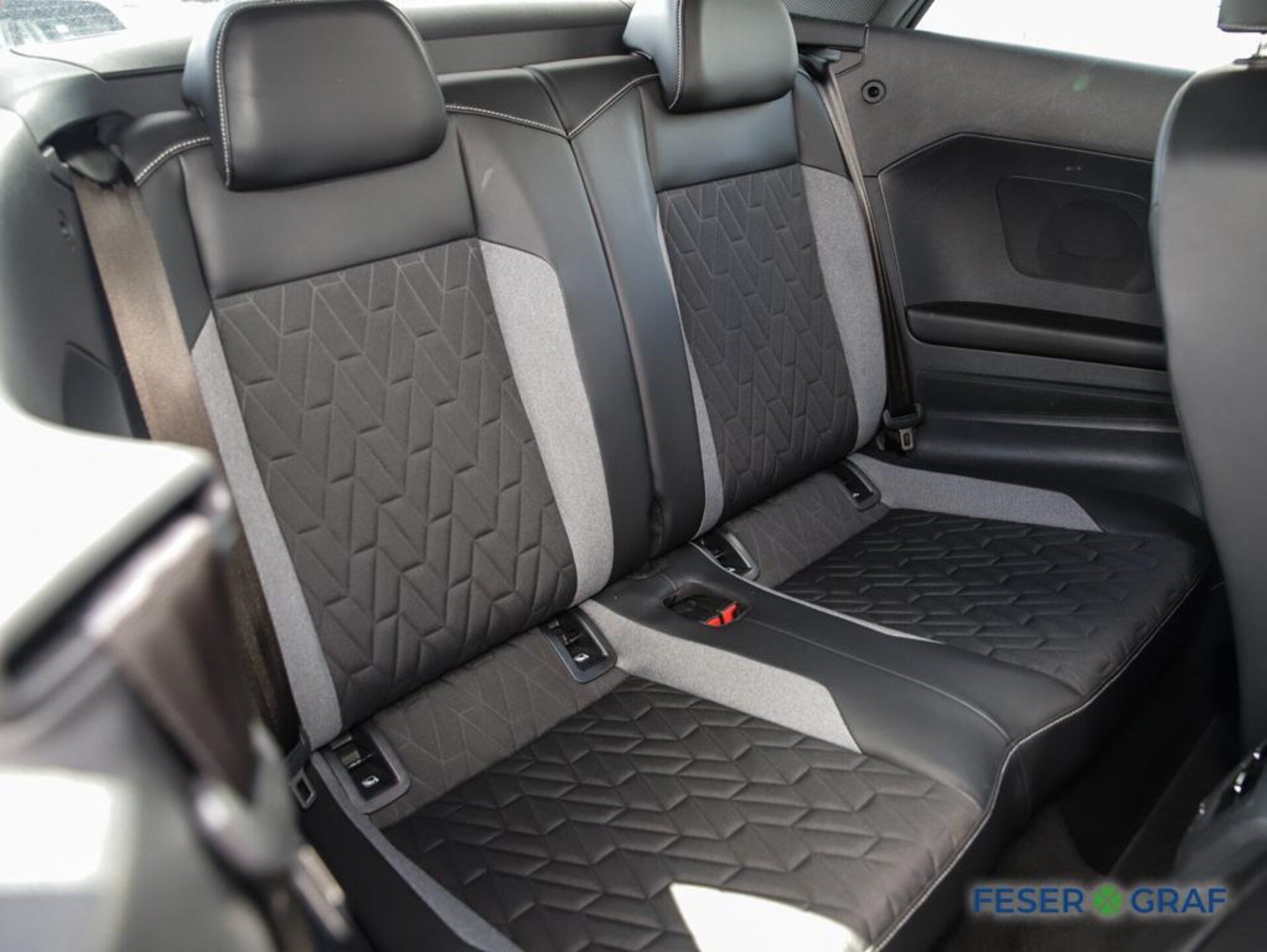 Volkswagen T-Roc Cabriolet Style