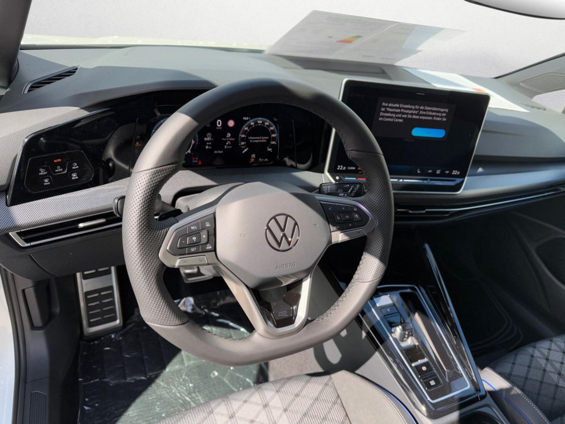 Volkswagen Golf R-Line
