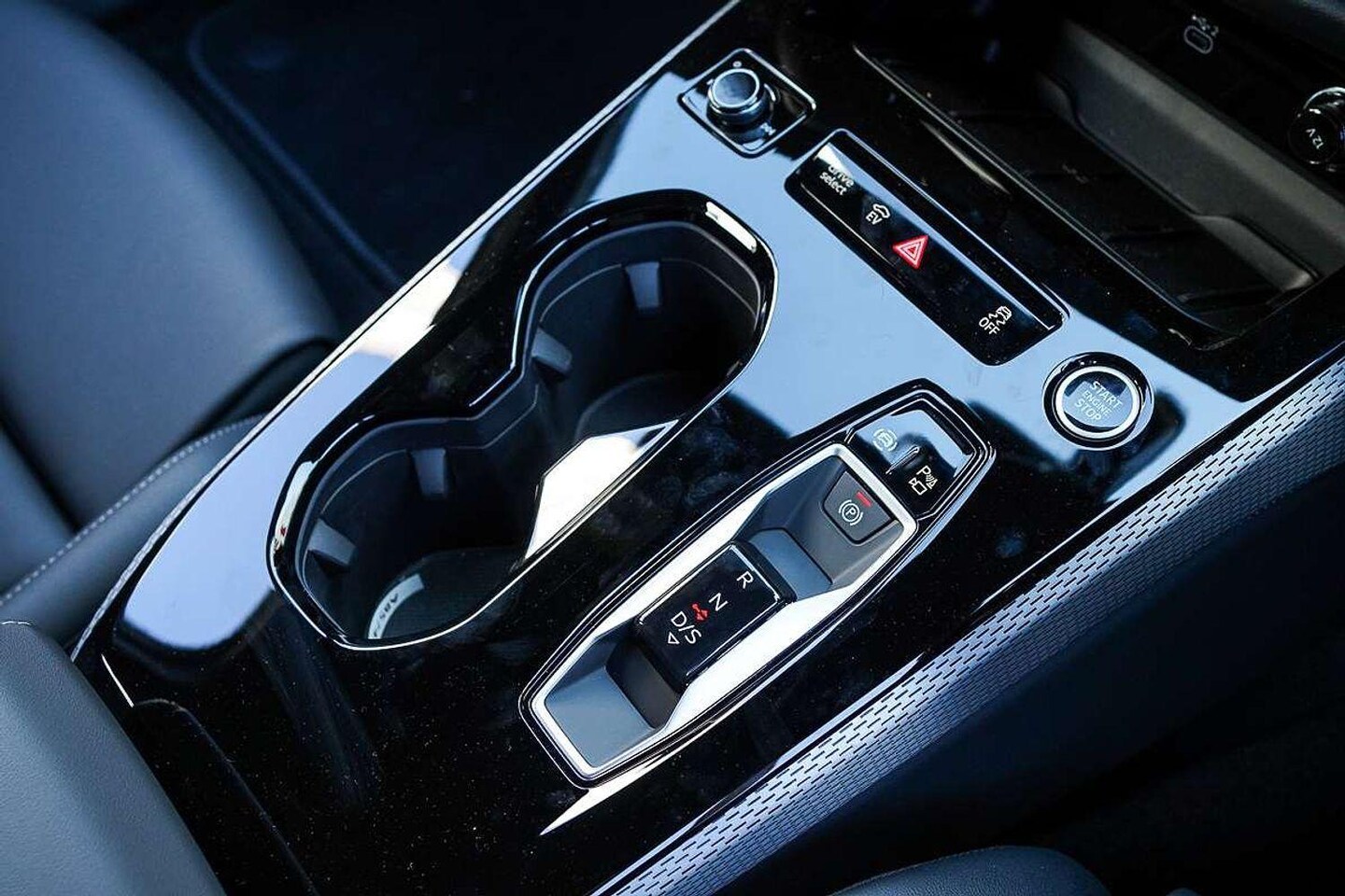 Image about Audi A5 Avant TFSI e e-hybrid quattro 270 kW S tronic