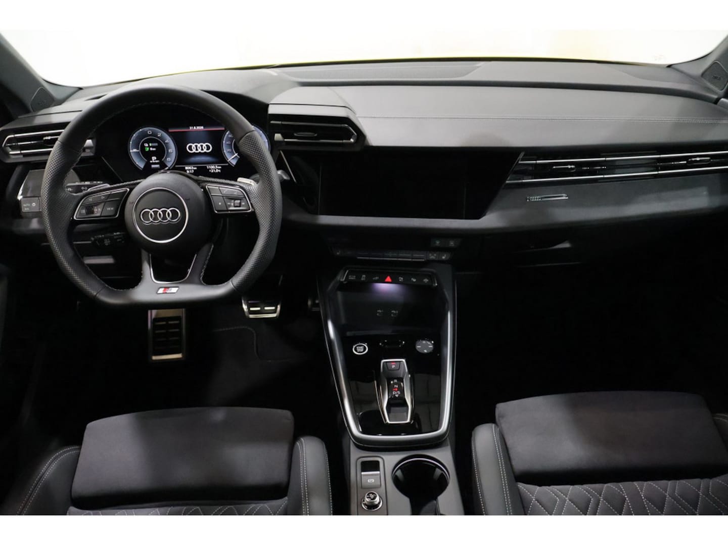 Bild über Audi A3 allstreet TFSI e TFSI e 150 kW S tronic - für weitere Informationen kontaktieren Sie den Audi Partner