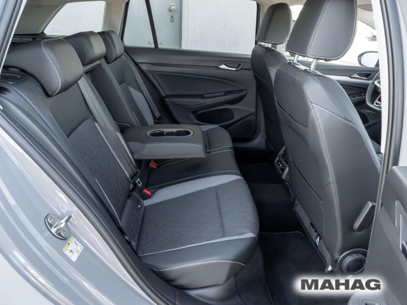 Volkswagen Golf Variant – Bild 15