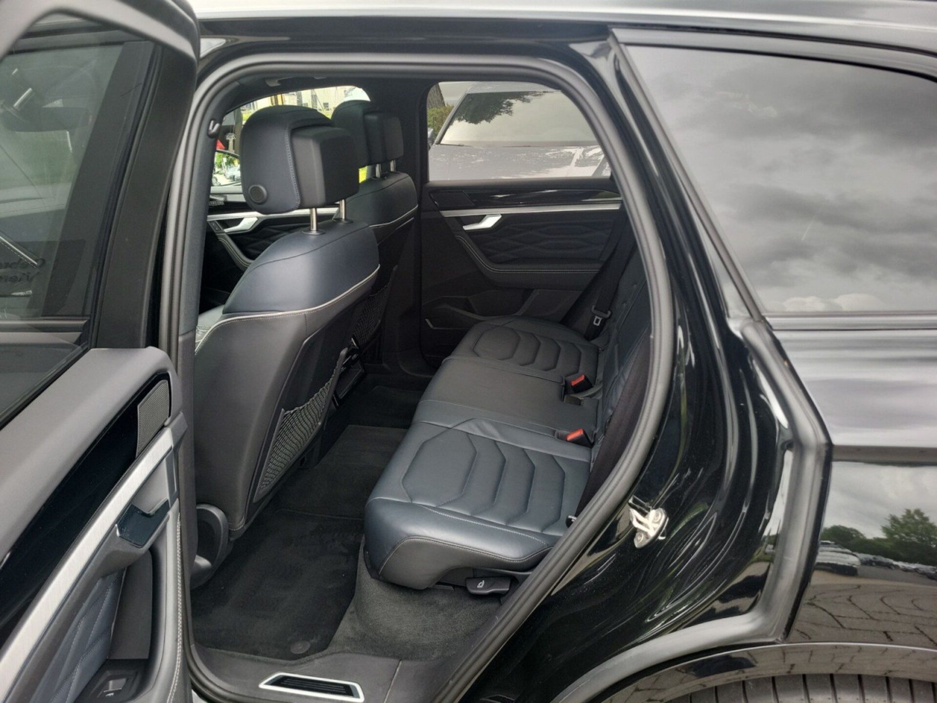Volkswagen Touareg R-Line