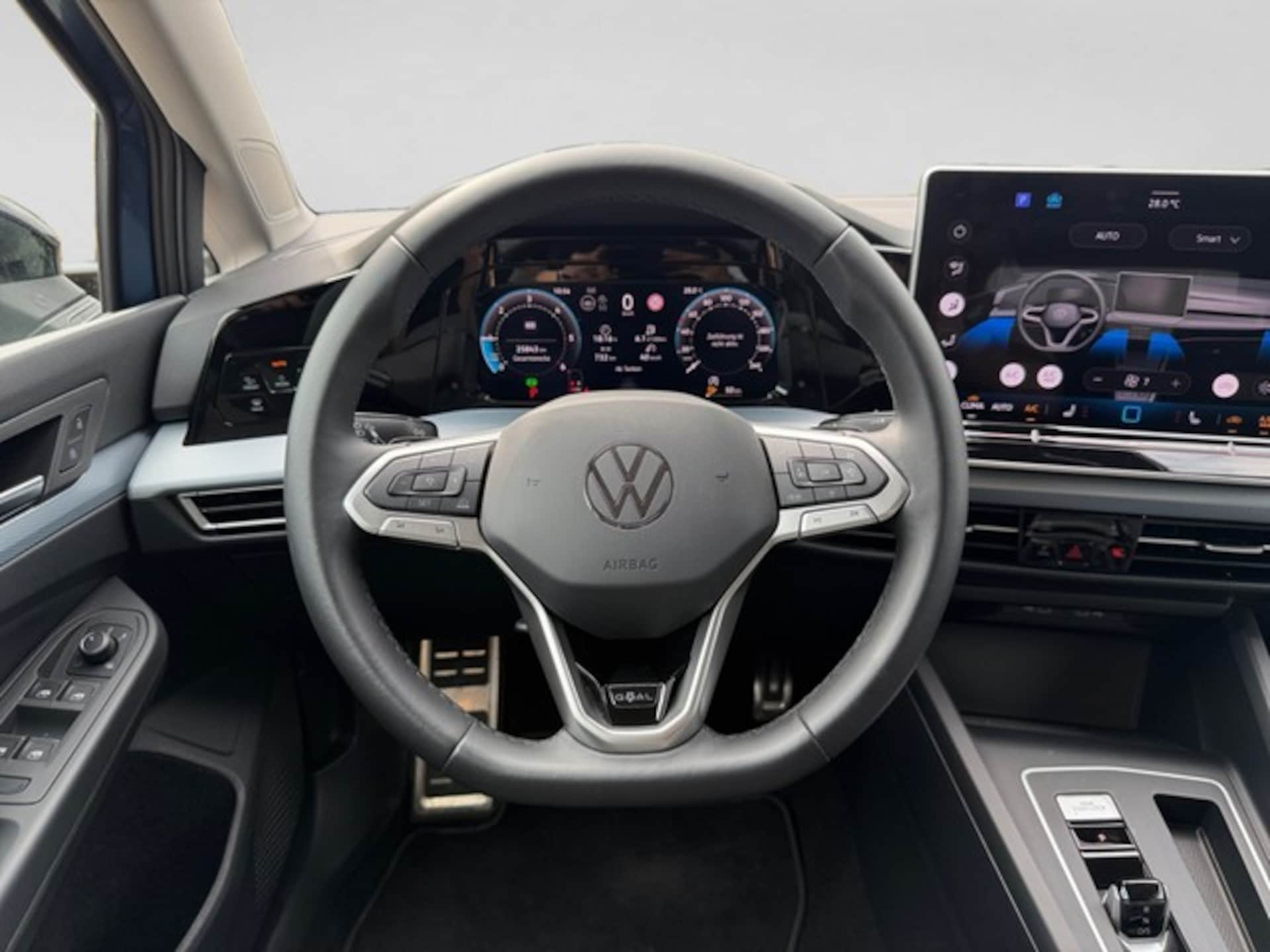 Volkswagen Golf Life
