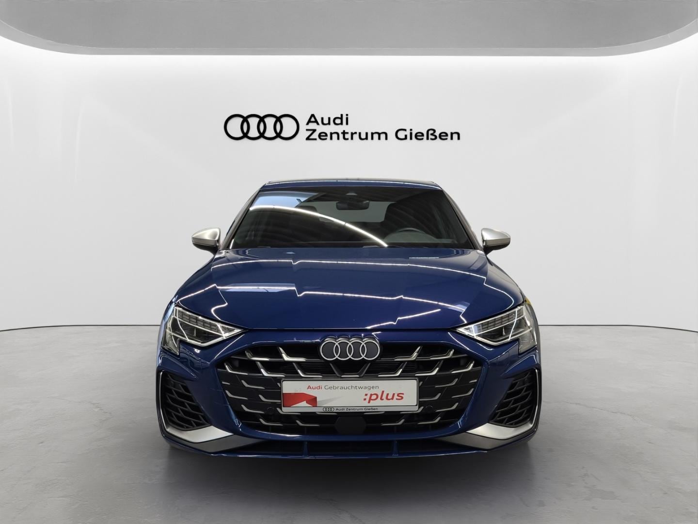 Bild über Audi S3 Limousine TFSI quattro S tronic - für weitere Informationen kontaktieren Sie den Audi Partner