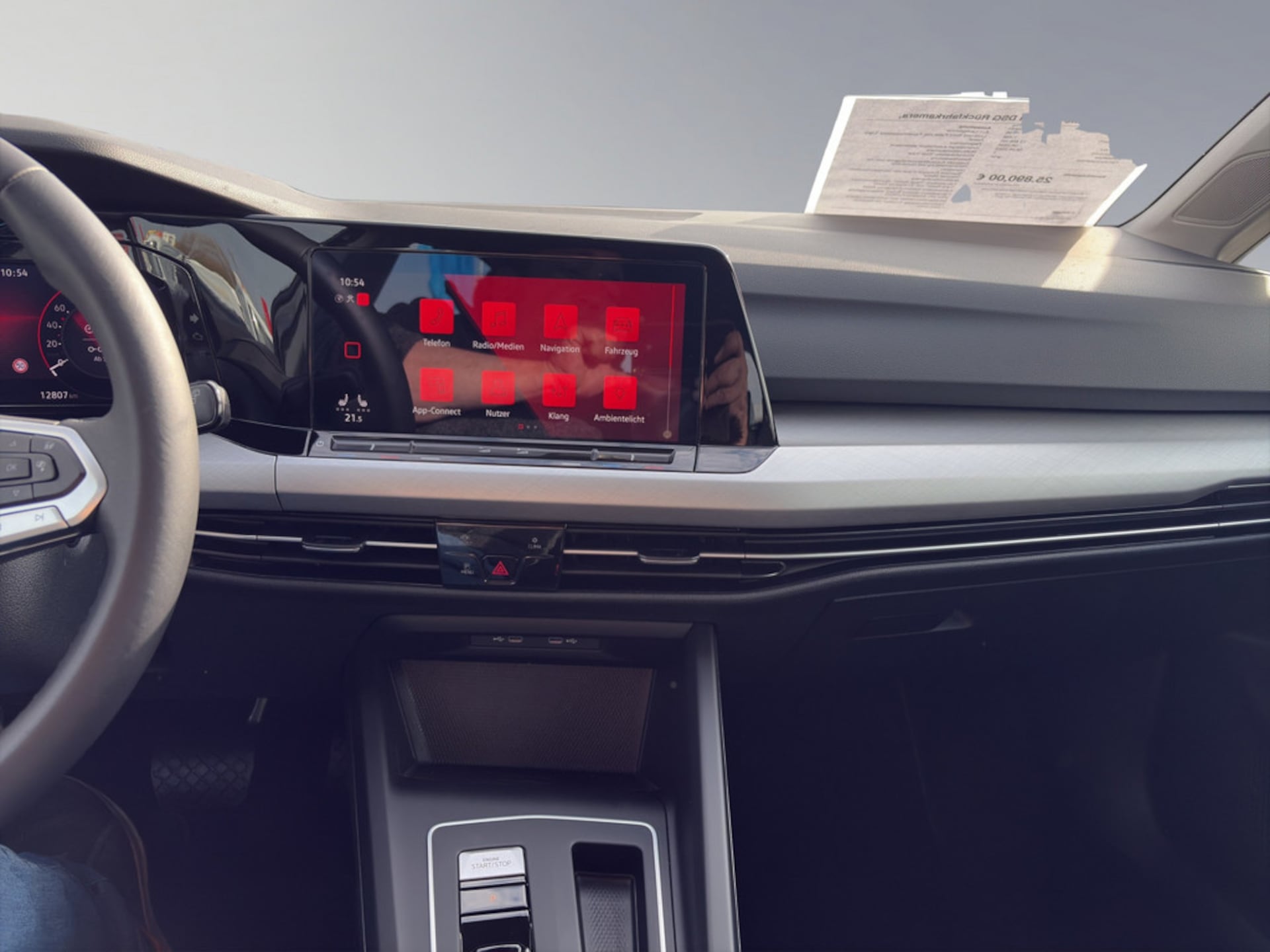 Volkswagen Golf Life