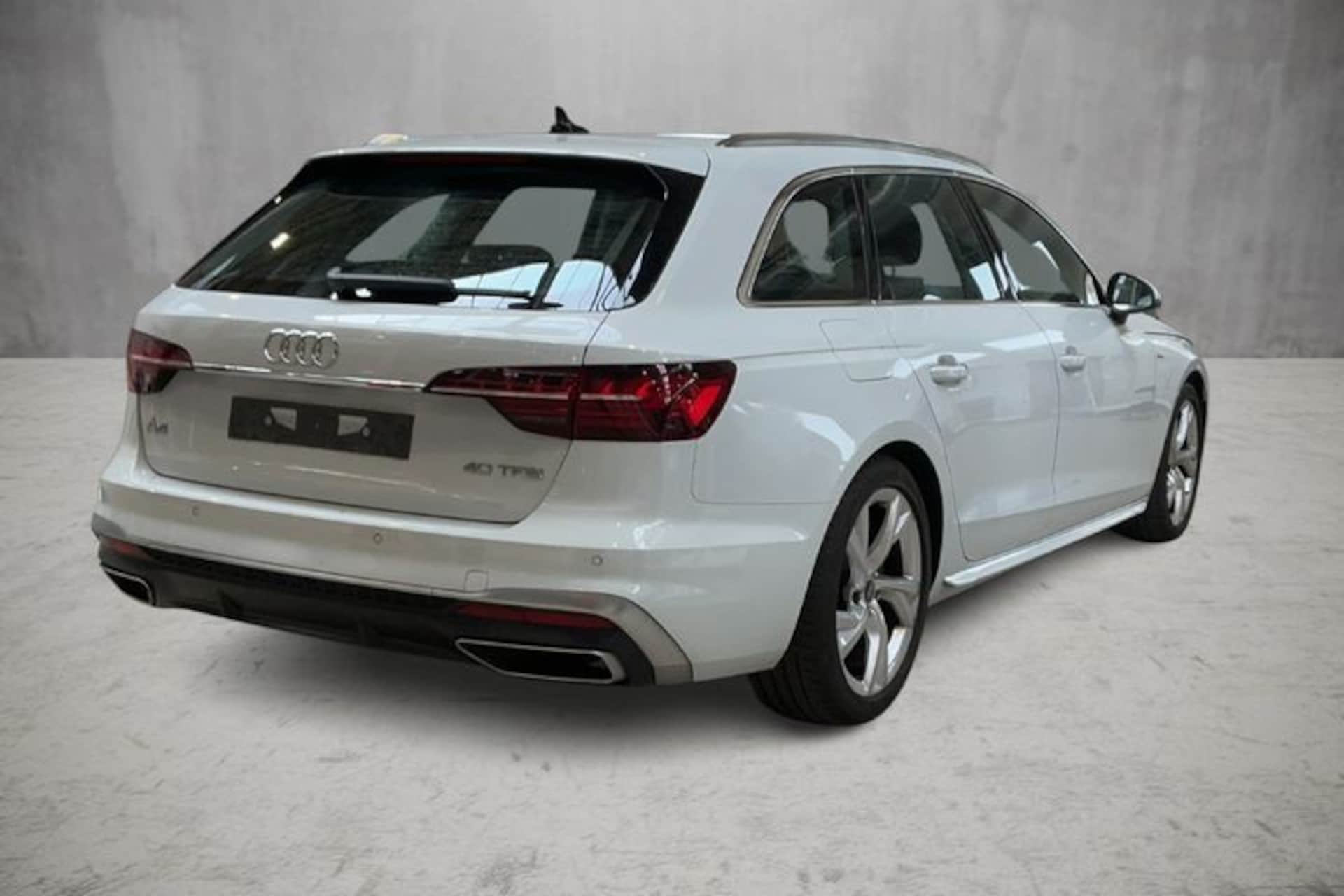 Audi A4 Avant S line