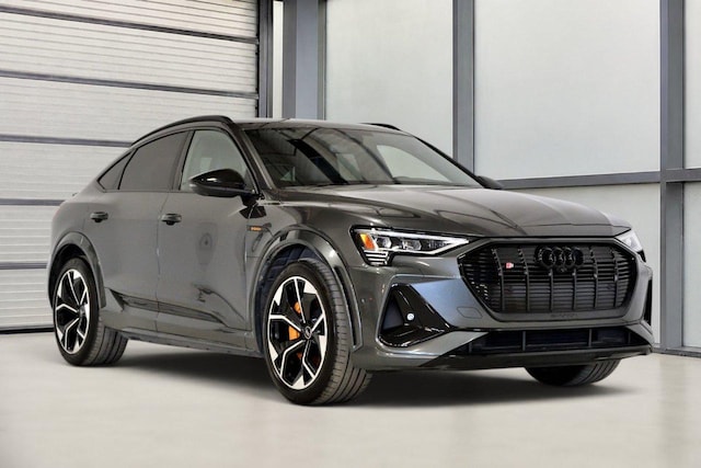 Photo of 2022 Audi e-tron S Sportback