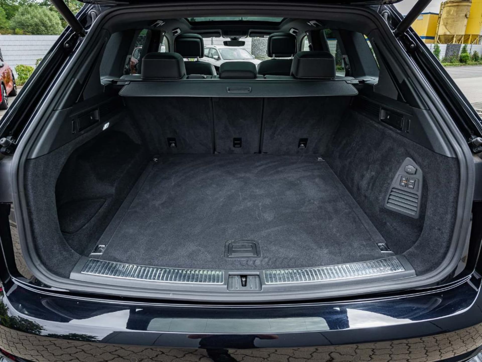 Volkswagen Touareg Basis-Modell