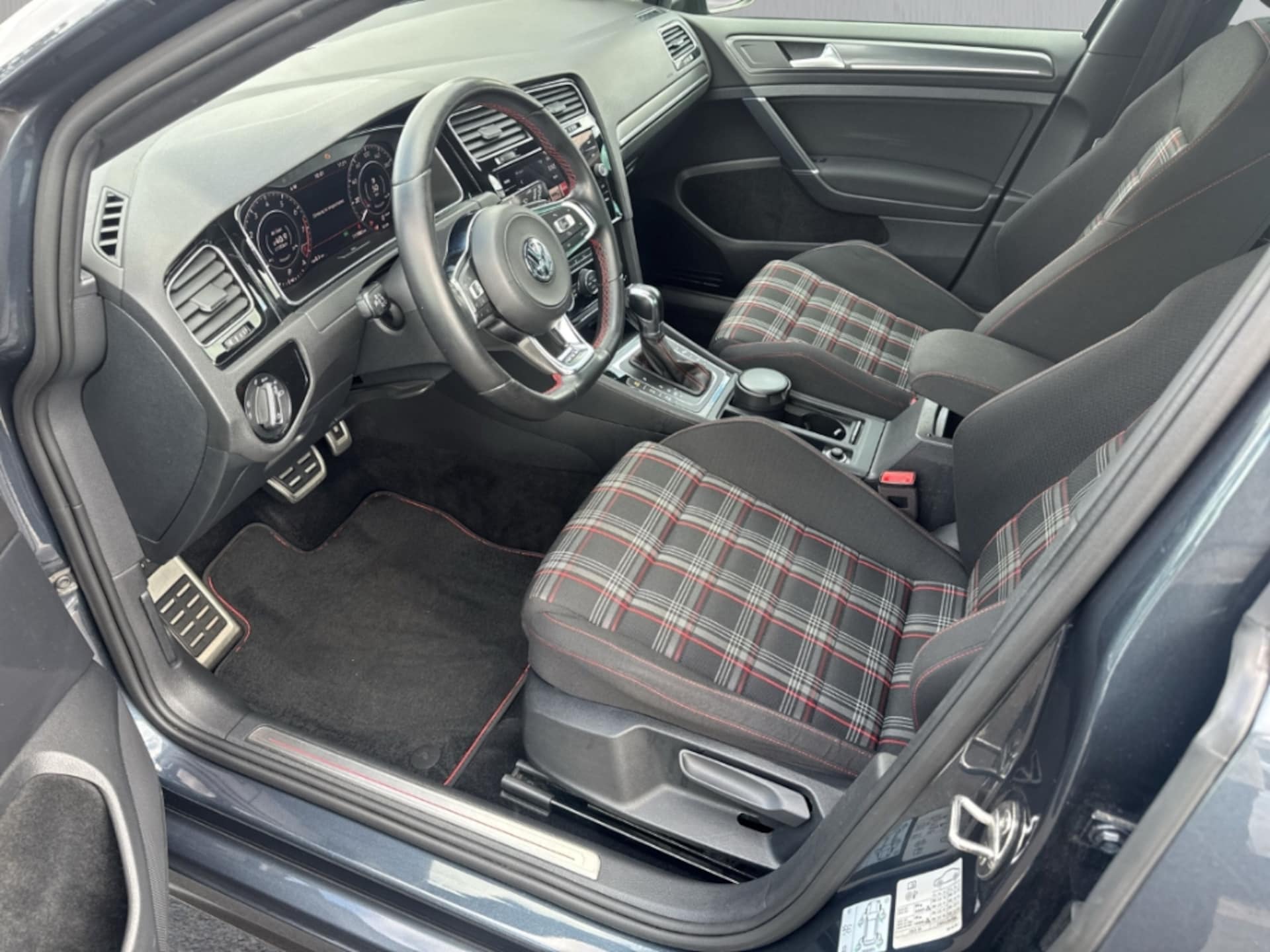 Volkswagen Golf GTI Performance