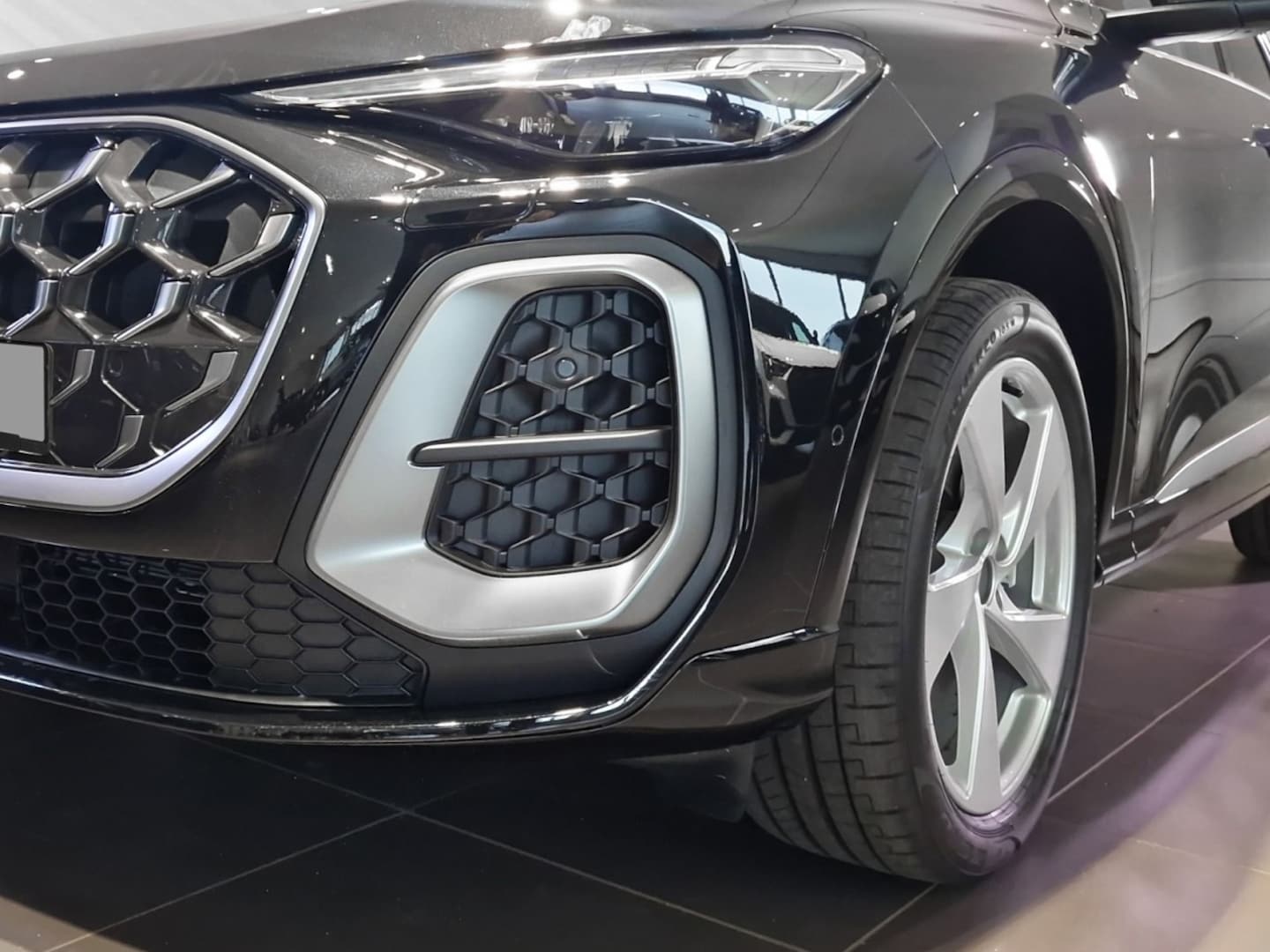 Bild über Audi Q5 SUV TDI quattro 150 kW S tronic - für weitere Informationen kontaktieren Sie den Audi Partner