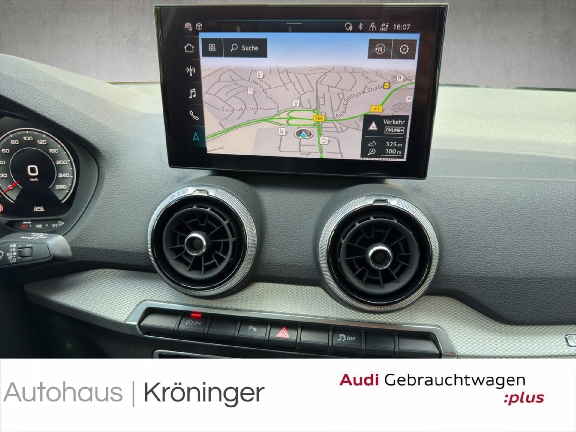 Audi Q2 S line