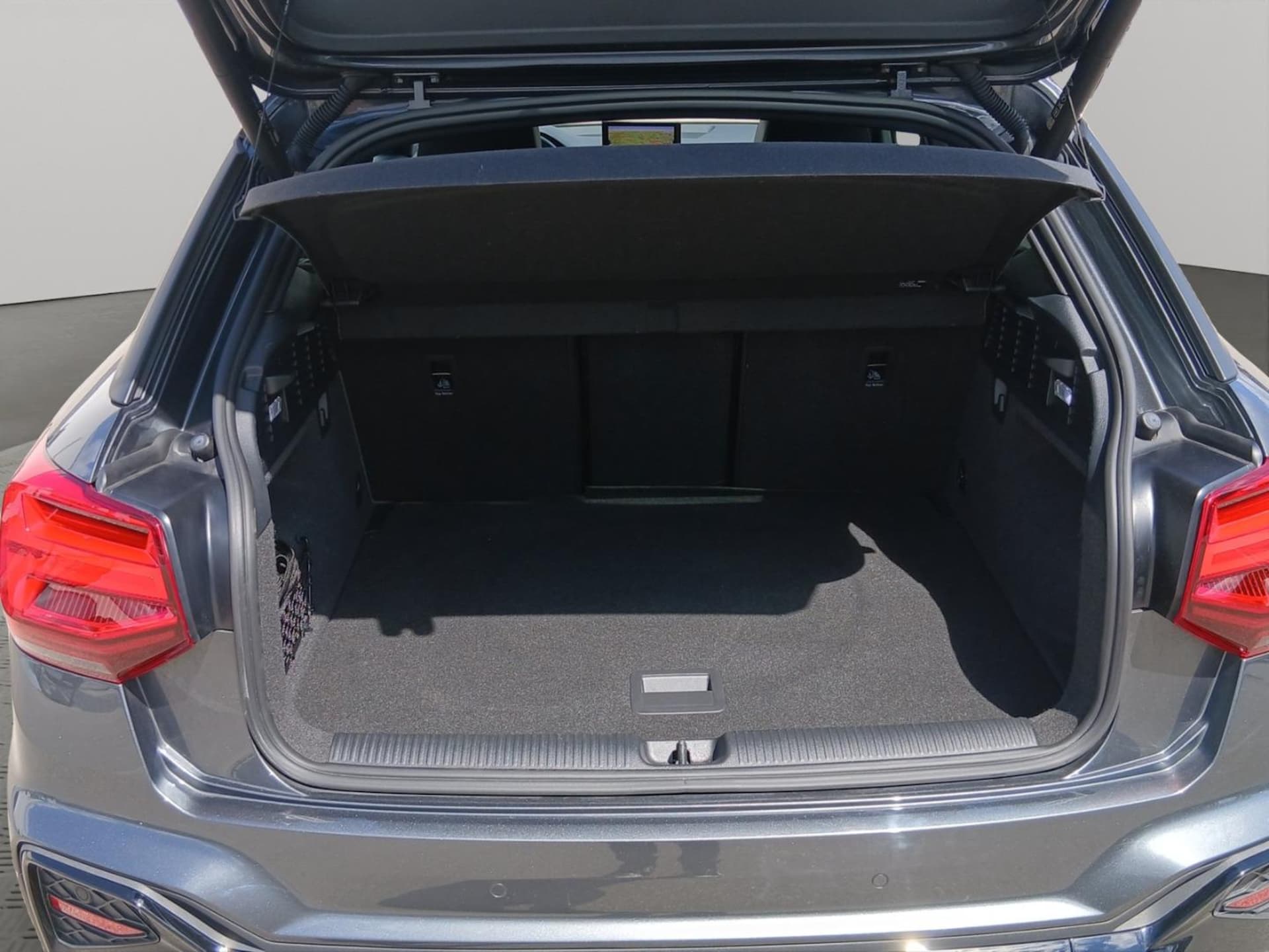 Audi SQ2